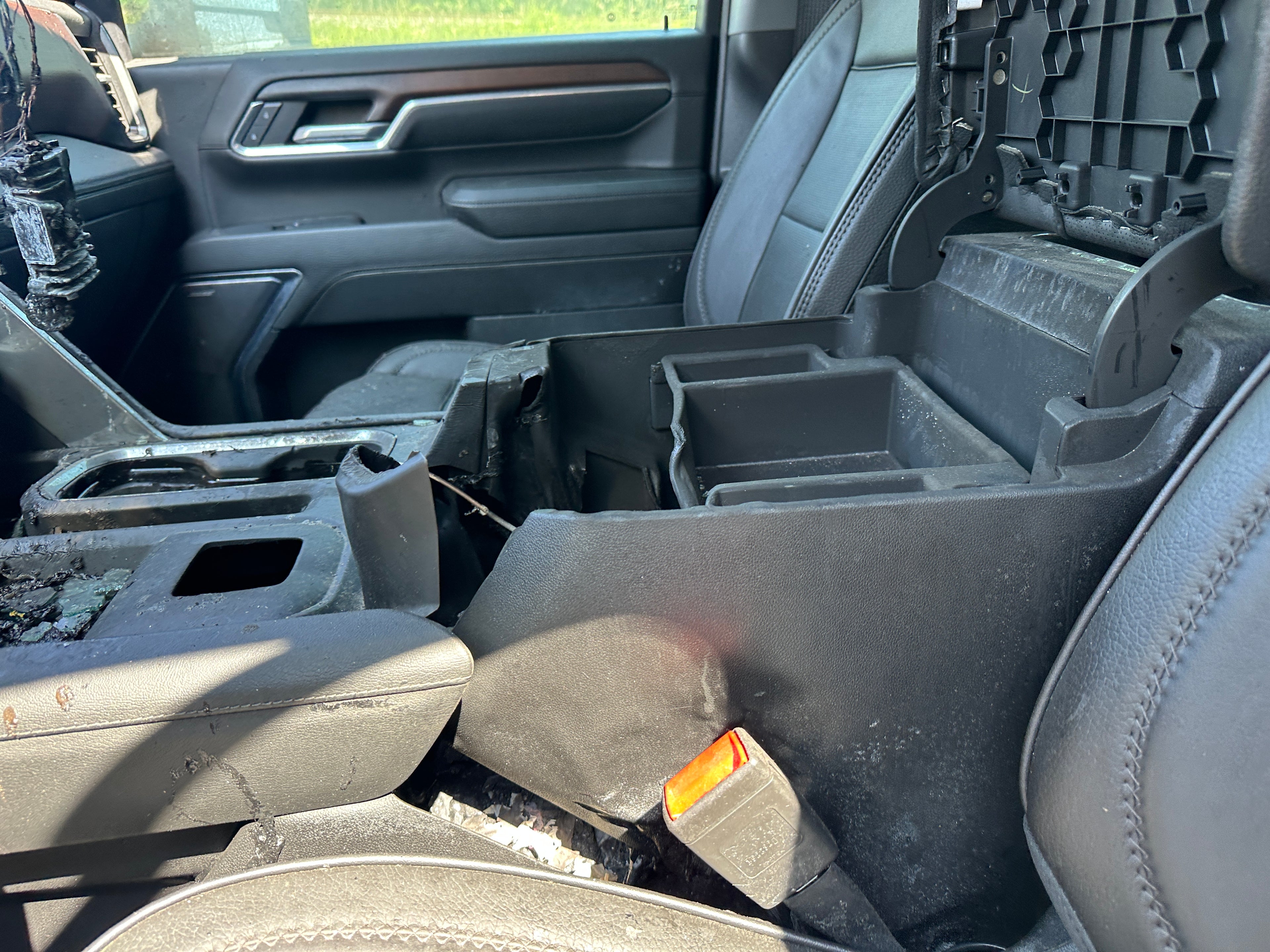 2024 GMC Sierra 3500 Denali 6.6 L5P – G2520