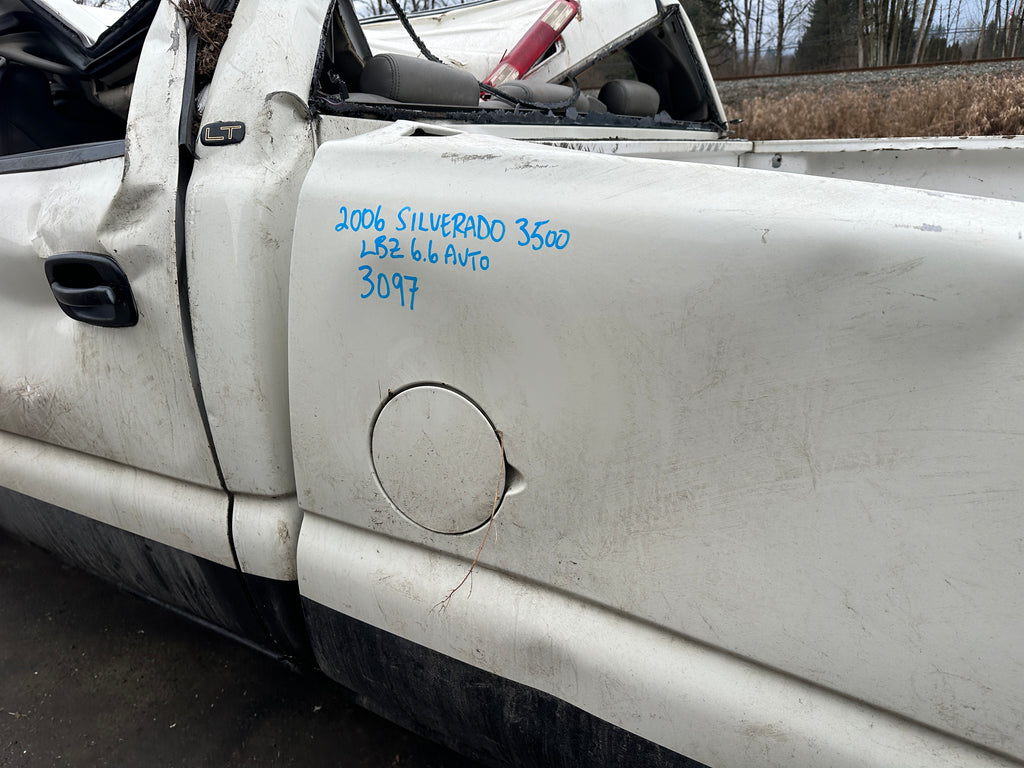 2006 Chevrolet Silverado 3500 6.6L LBZ Duramax – C2506