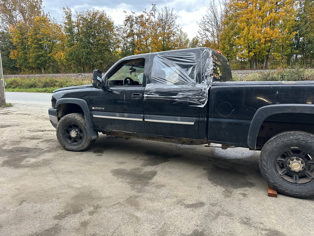 2004 Chevrolet Silverado K2500 6.6 LLY Duramax – C2535