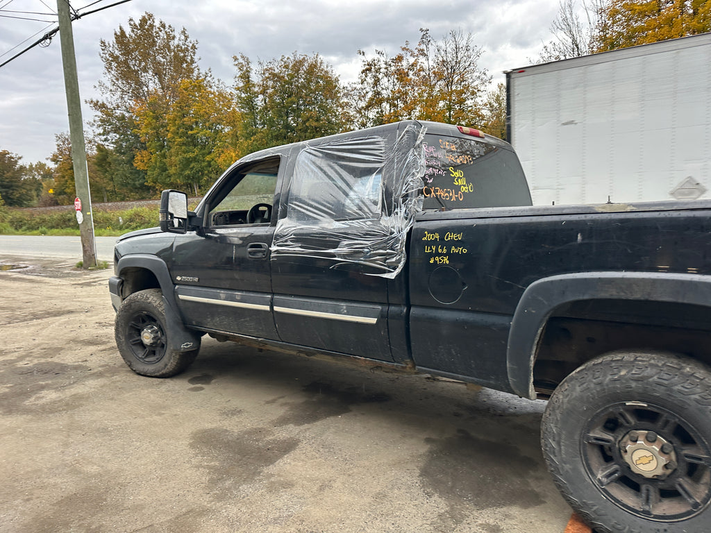 2004 Chevrolet Silverado K2500 6.6 LLY Duramax – C2535