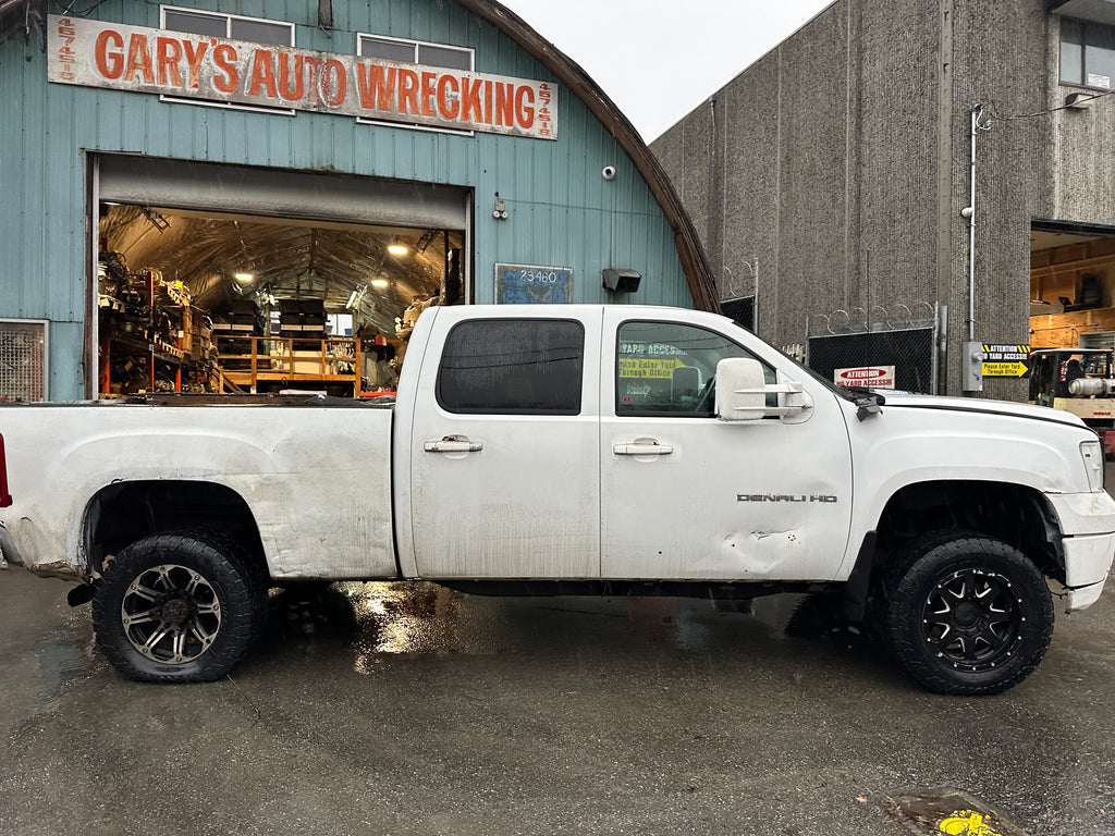 2011 GMC Sierra 2500 Denali 6.6L LML – G2502