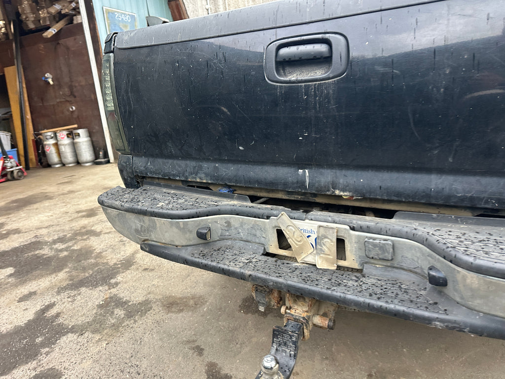 2004 Chevrolet Silverado K2500 6.6 LLY Duramax – C2535