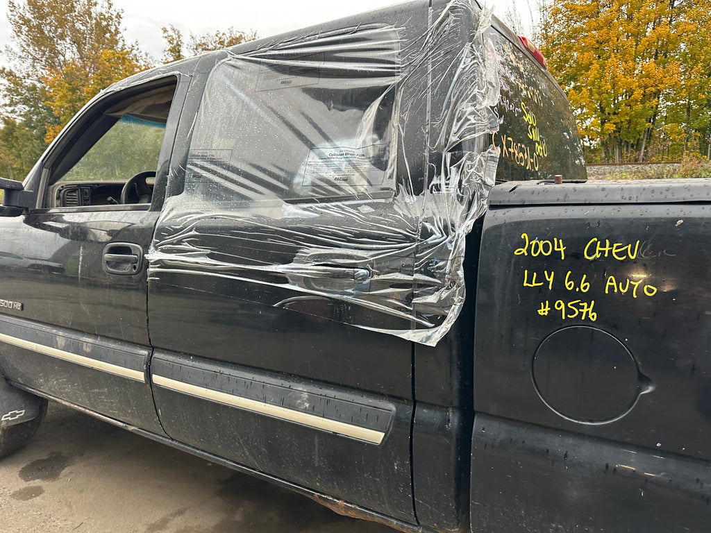 2004 Chevrolet Silverado K2500 6.6 LLY Duramax – C2535