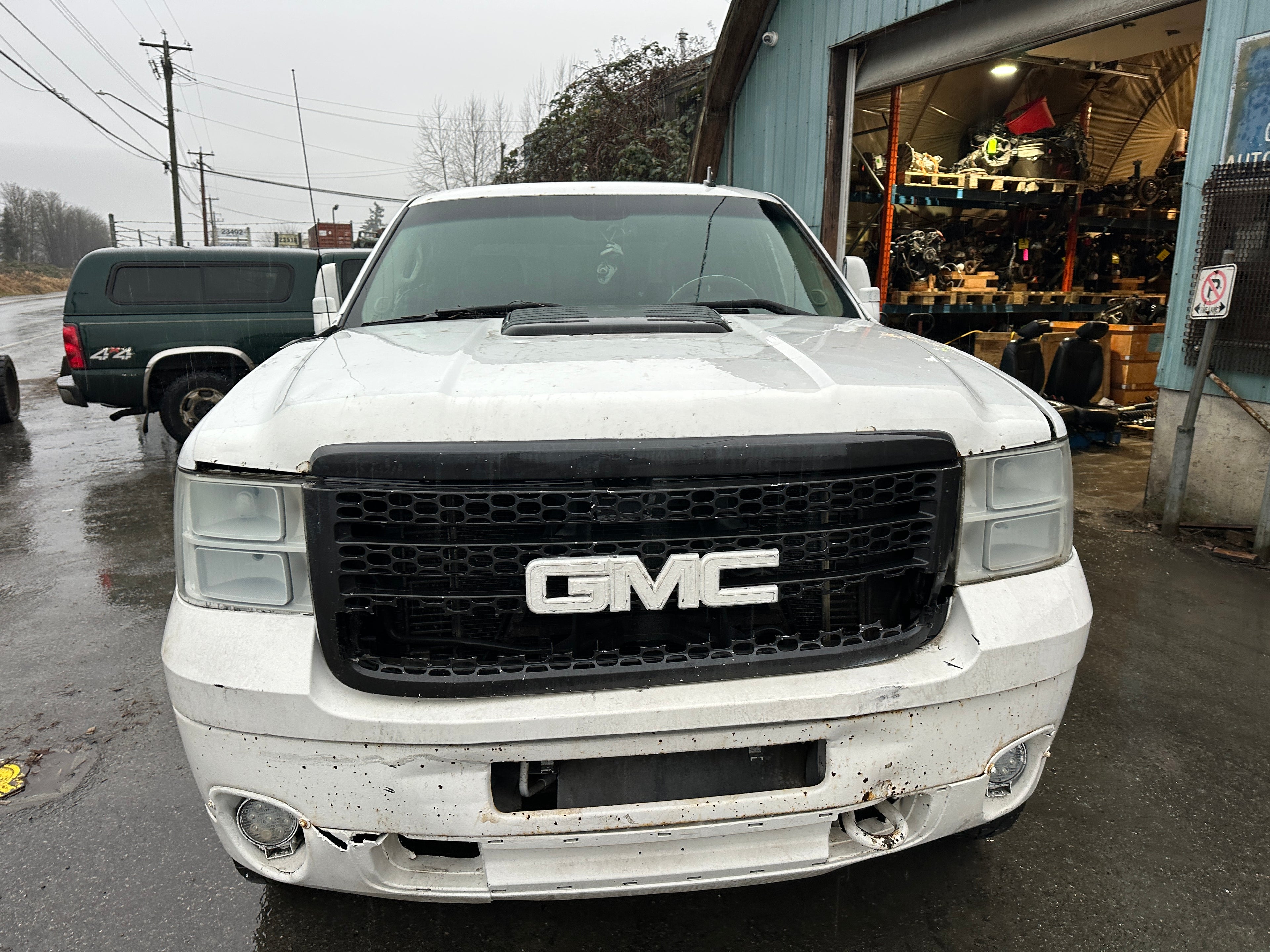 2011 GMC Sierra 2500 Denali 6.6L LML – G2502