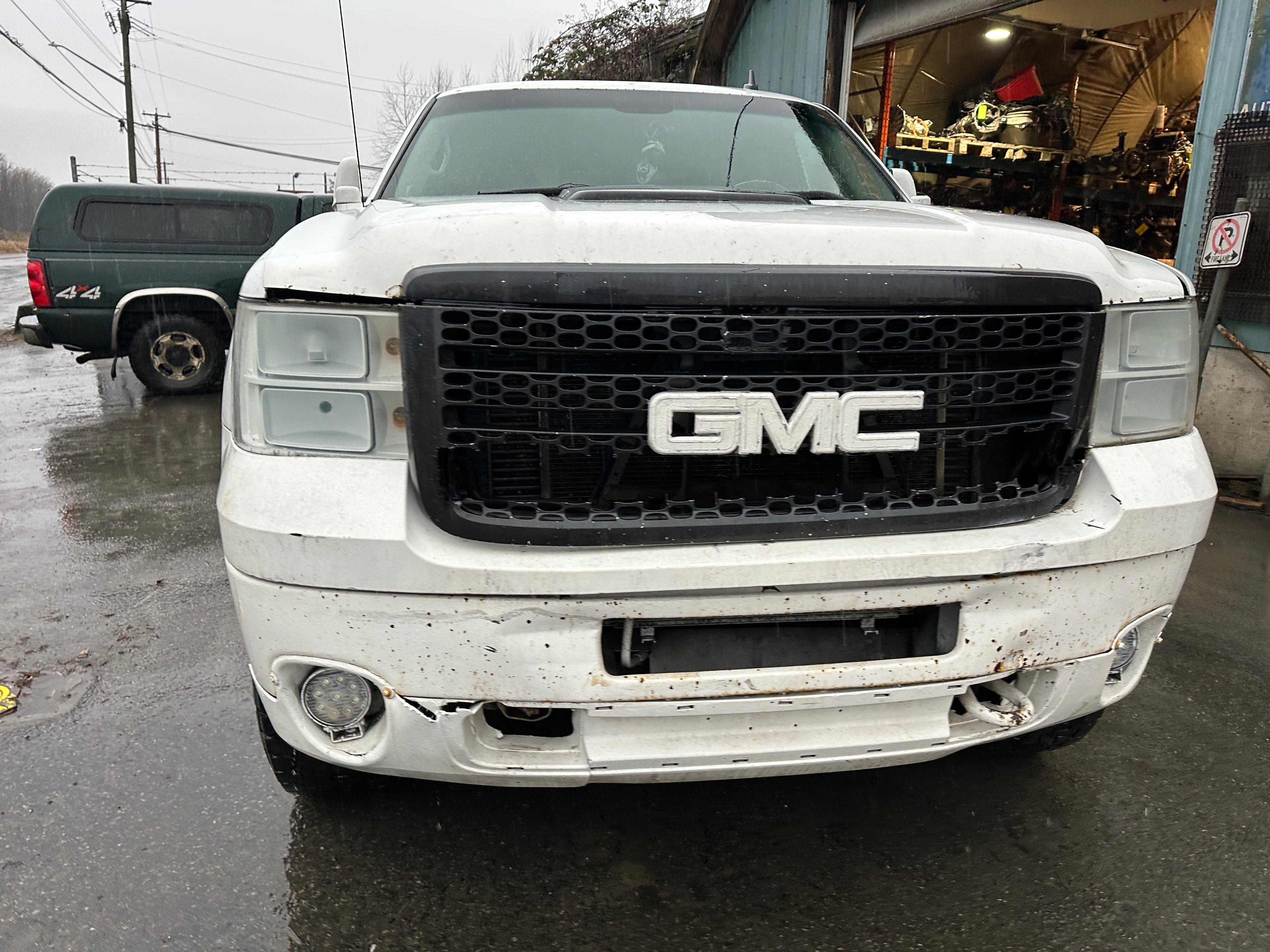 2011 GMC Sierra 2500 Denali 6.6L LML – G2502