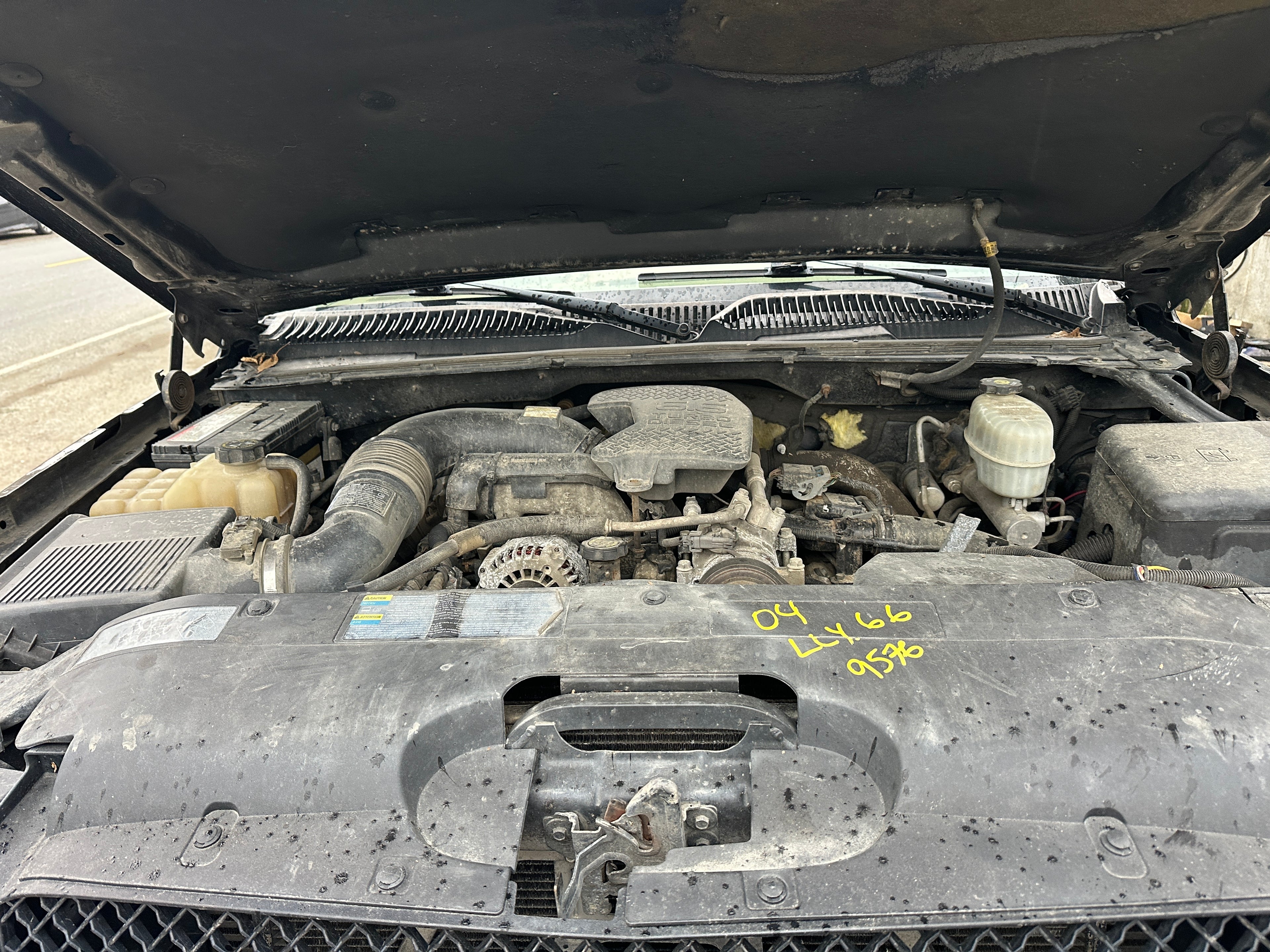 2004 Chevrolet Silverado K2500 6.6 LLY Duramax – C2535