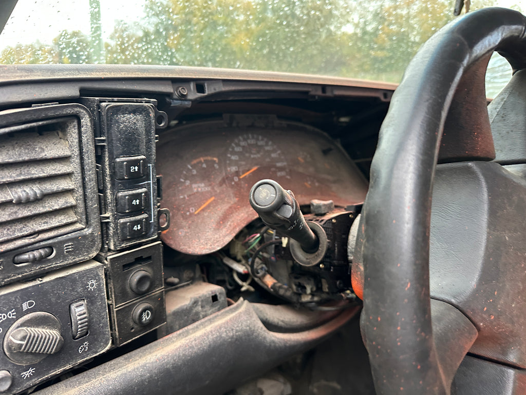 2004 Chevrolet Silverado K2500 6.6 LLY Duramax – C2535