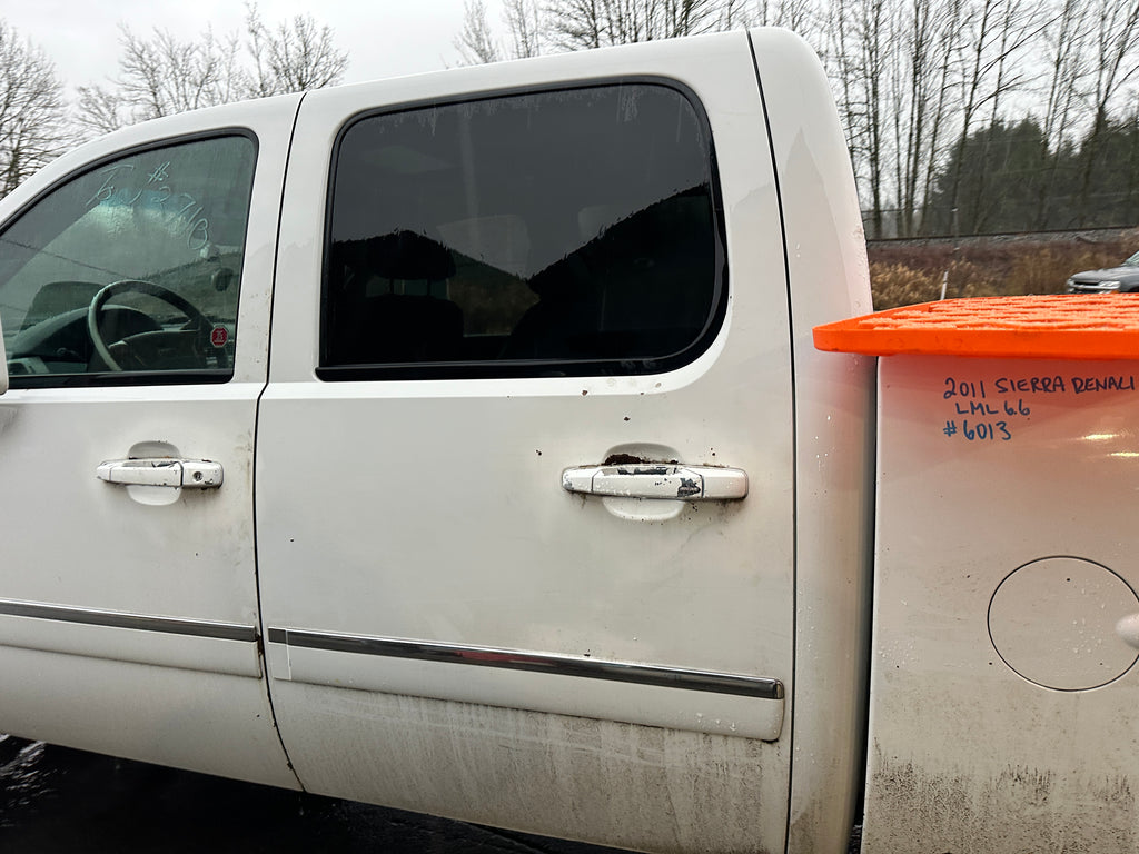2011 GMC Sierra 2500 Denali 6.6L LML – G2502