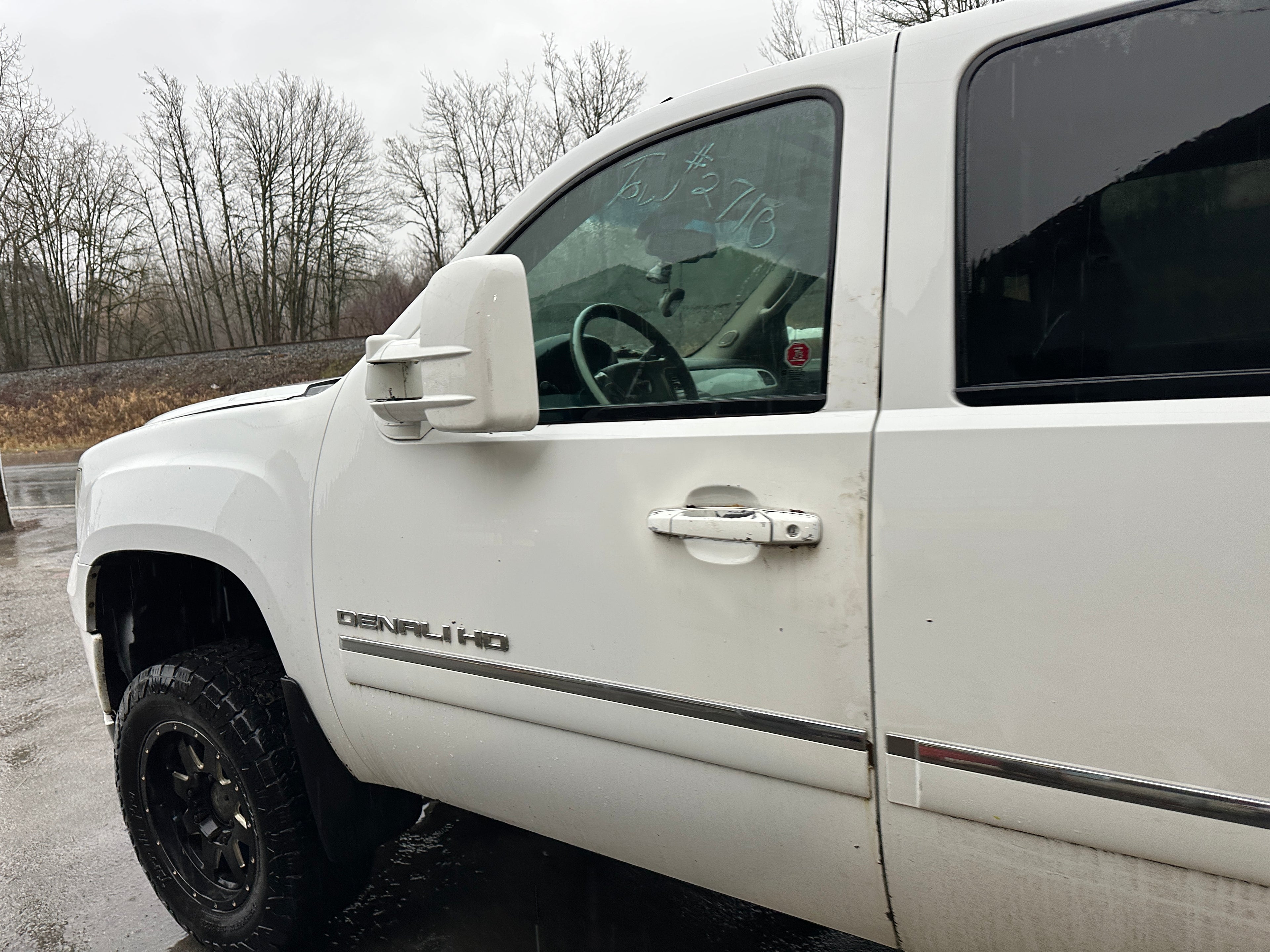 2011 GMC Sierra 2500 Denali 6.6L LML – G2502
