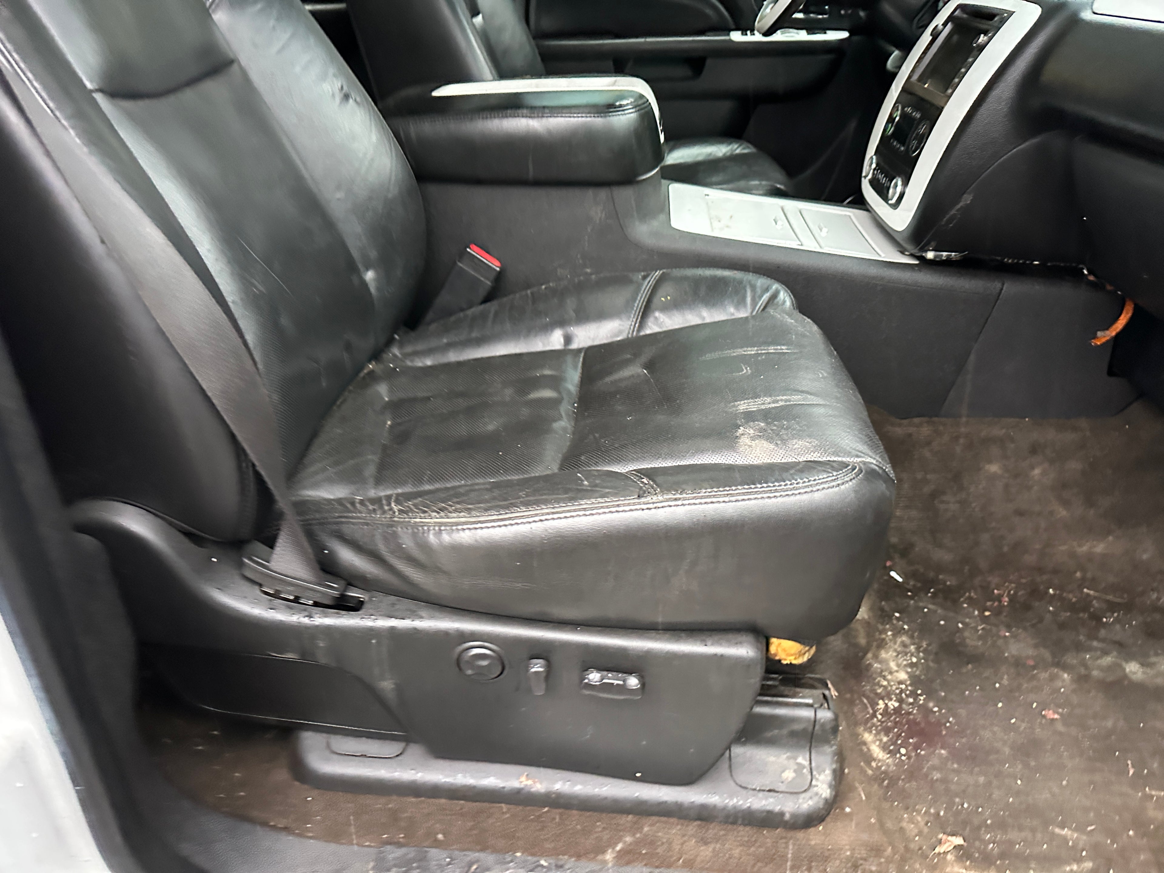 2011 GMC Sierra 2500 Denali 6.6L LML – G2502