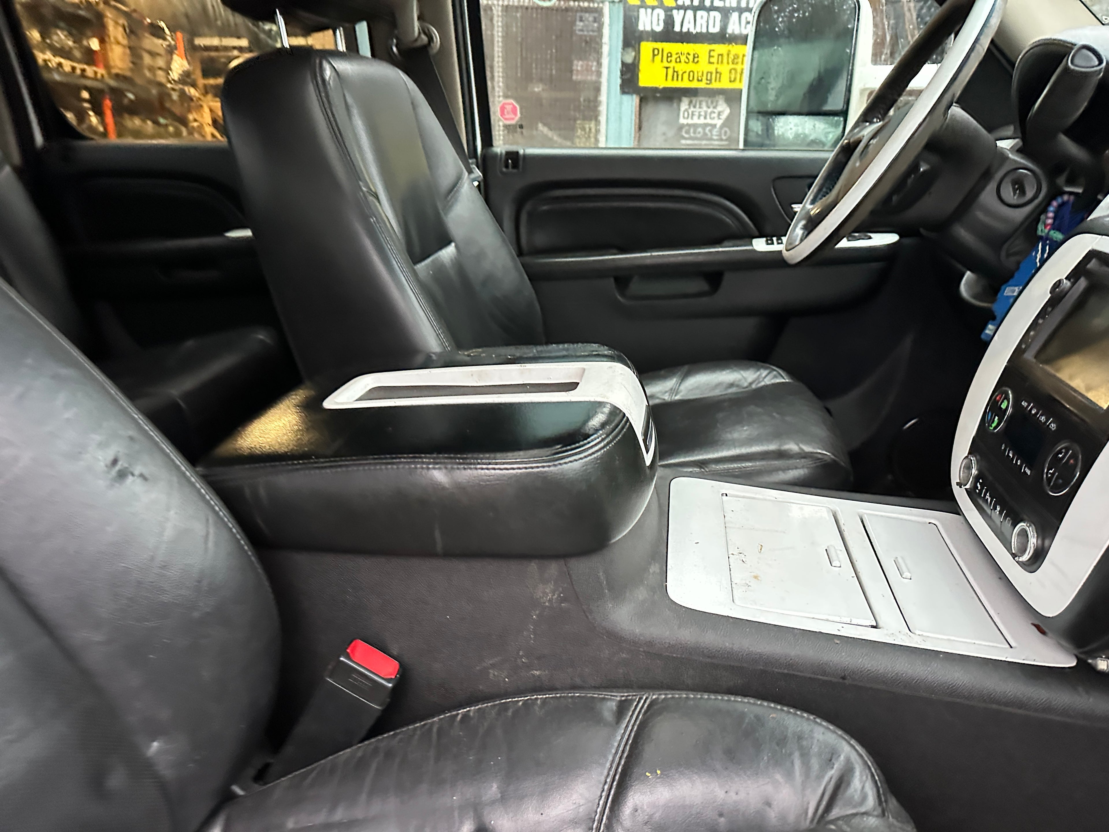 2011 GMC Sierra 2500 Denali 6.6L LML – G2502