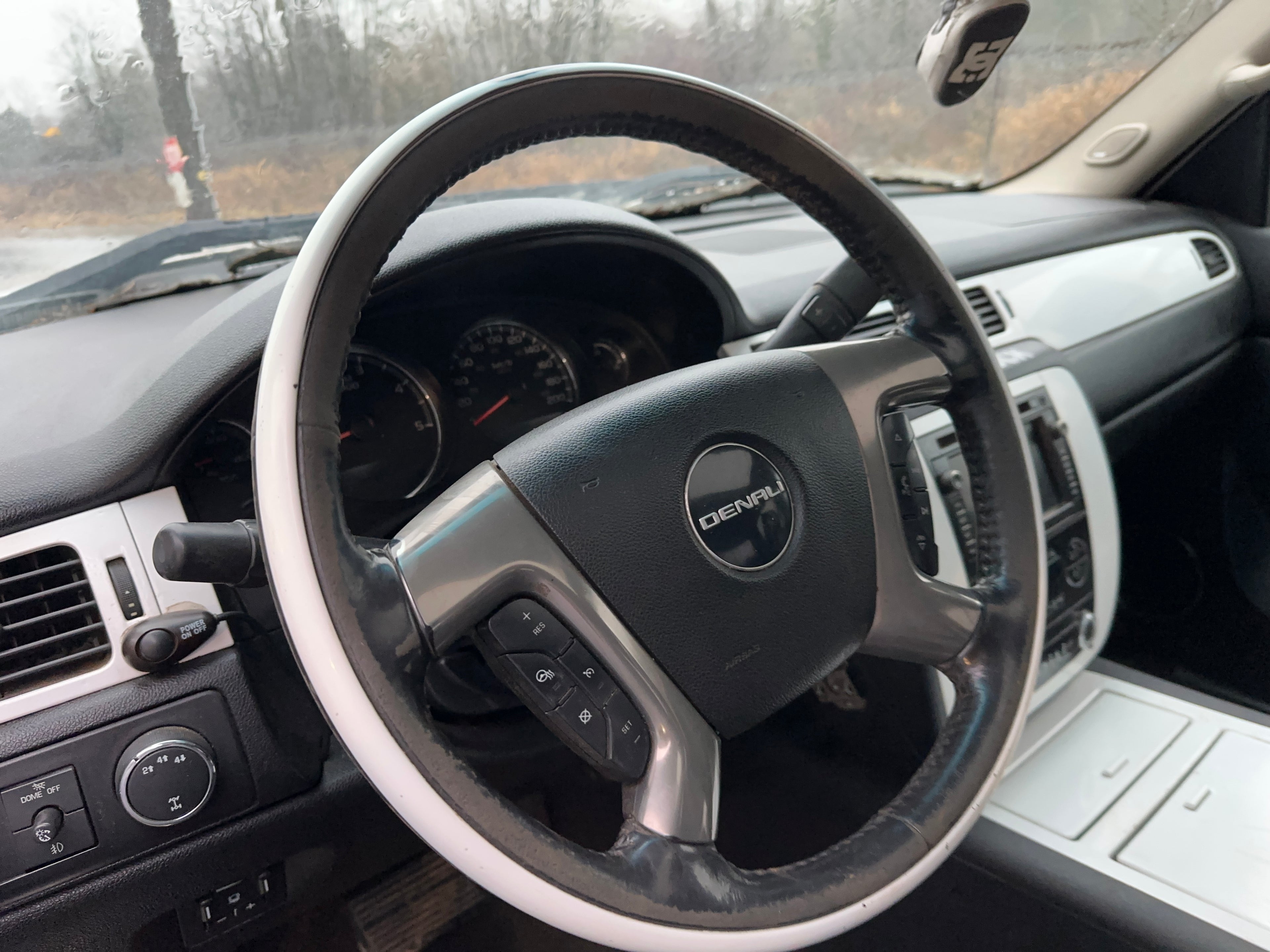 2011 GMC Sierra 2500 Denali 6.6L LML – G2502