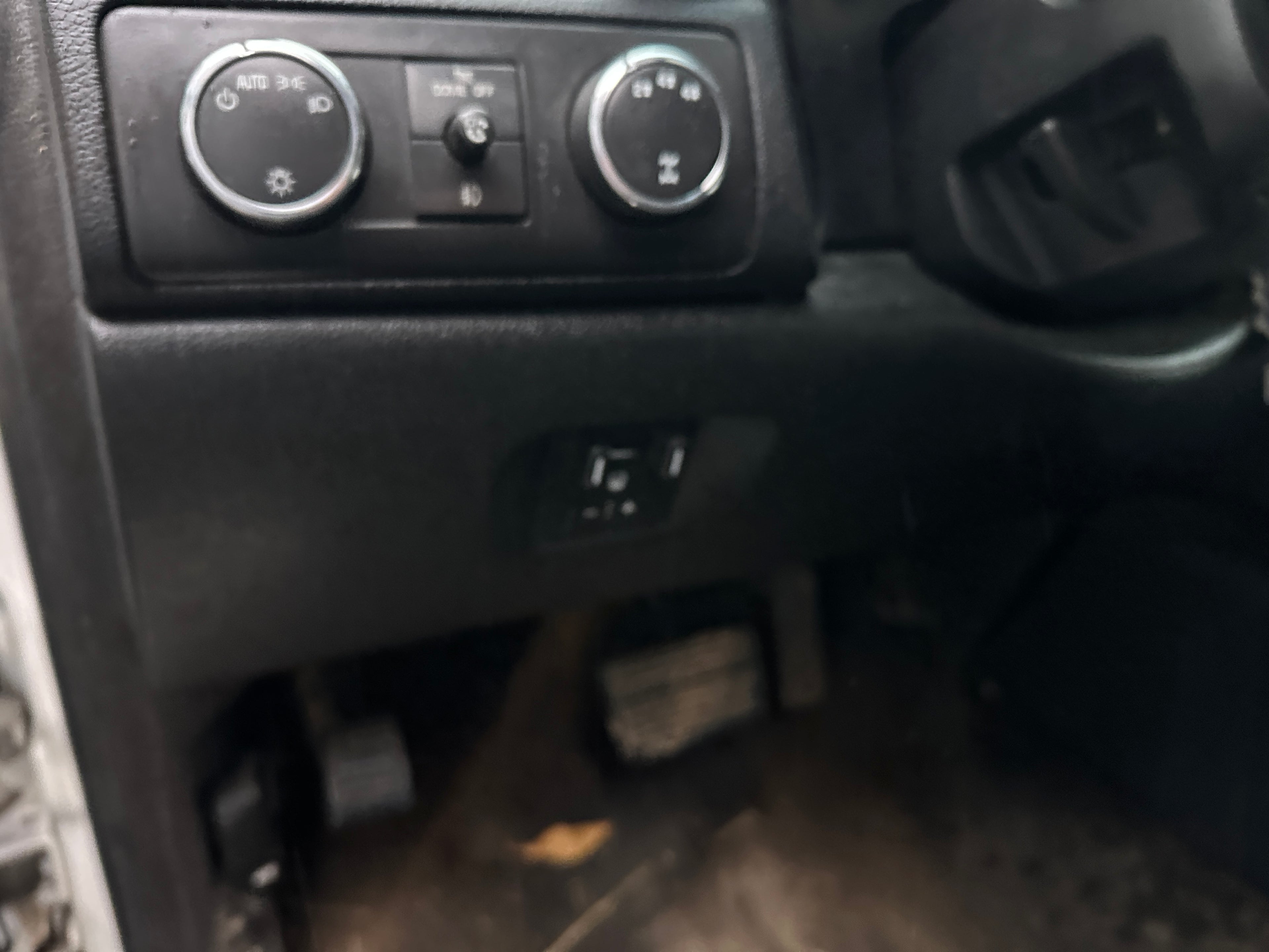 2011 GMC Sierra 2500 Denali 6.6L LML – G2502