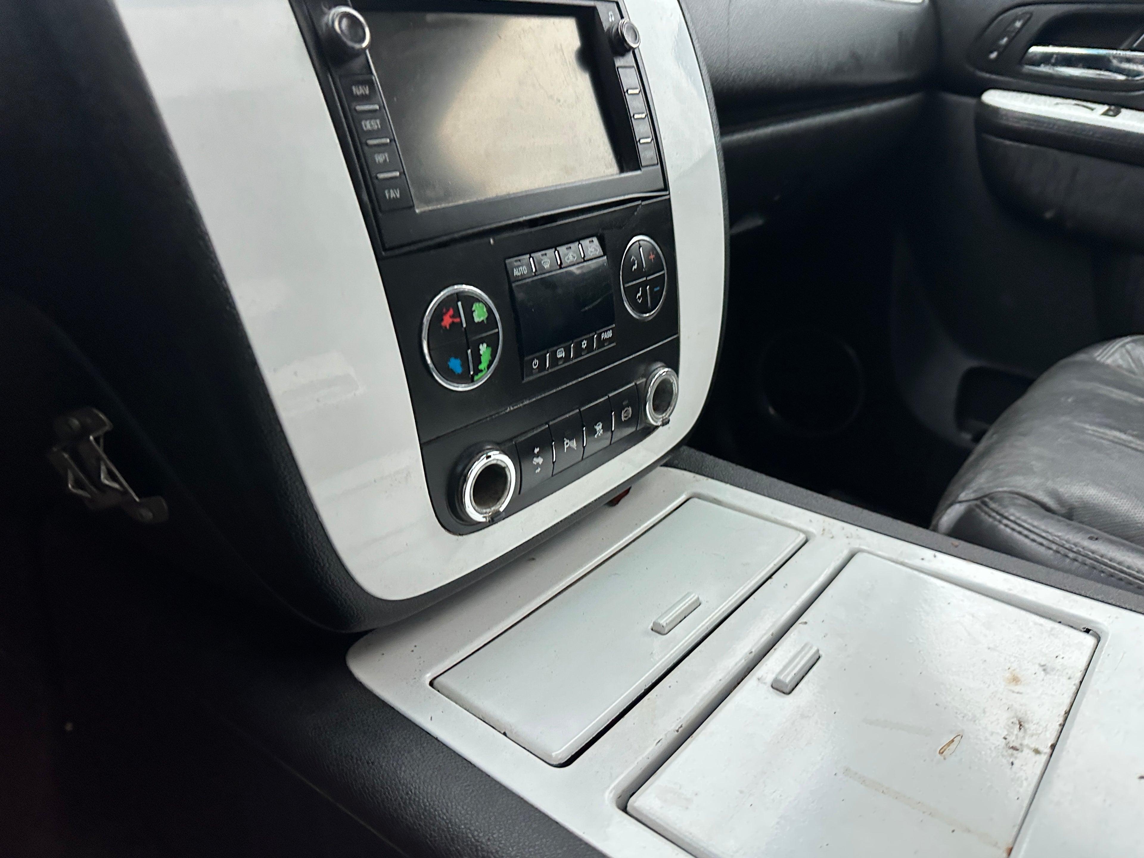 2011 GMC Sierra 2500 Denali 6.6L LML – G2502