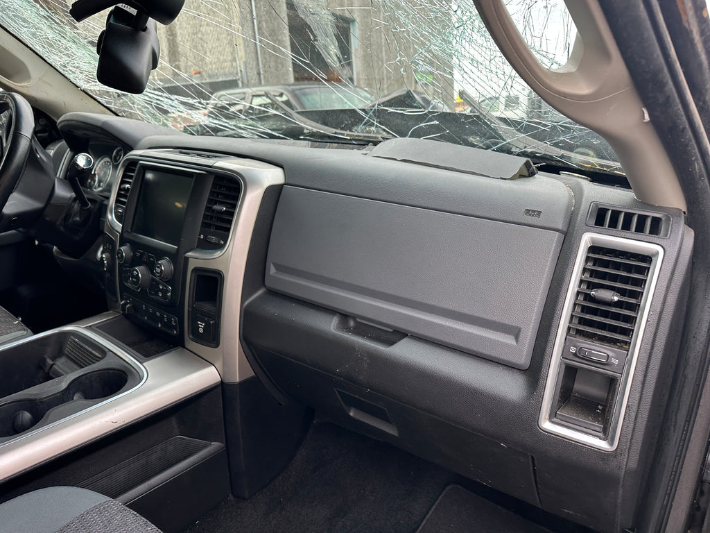 Ram 3500 SLT 6.7 Cummins – D2506