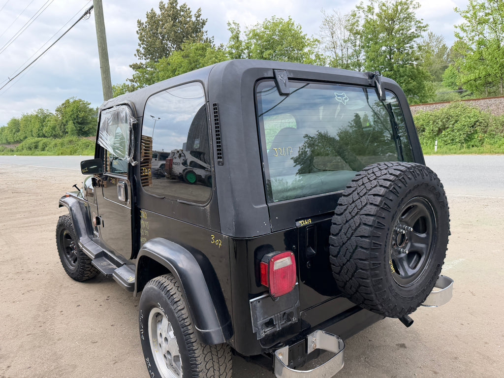 1990 Jeep Wrangler YJ Laredo 4.2 – J2617