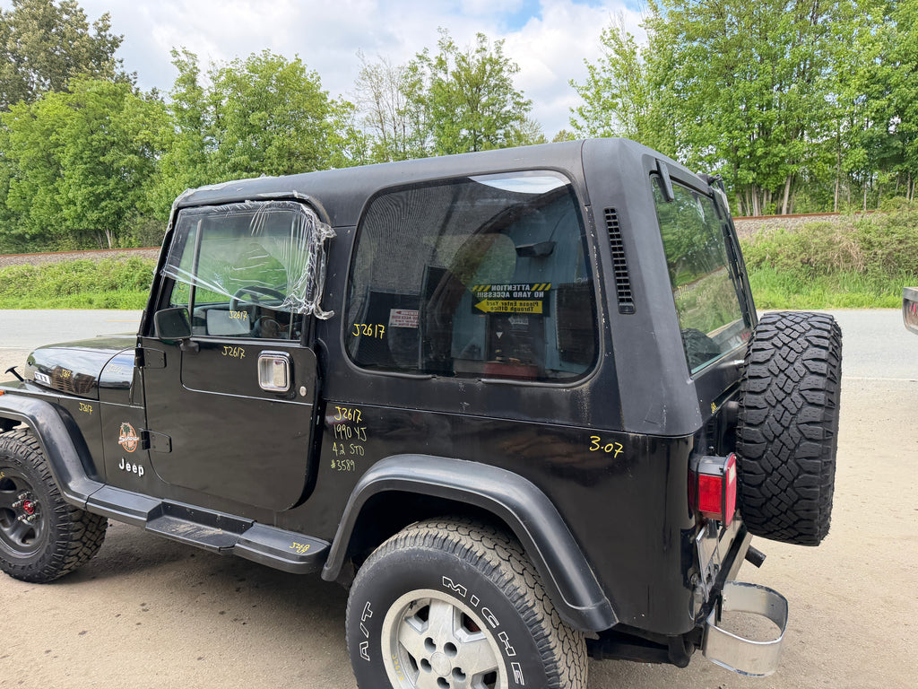 1990 Jeep Wrangler YJ Laredo 4.2 – J2617