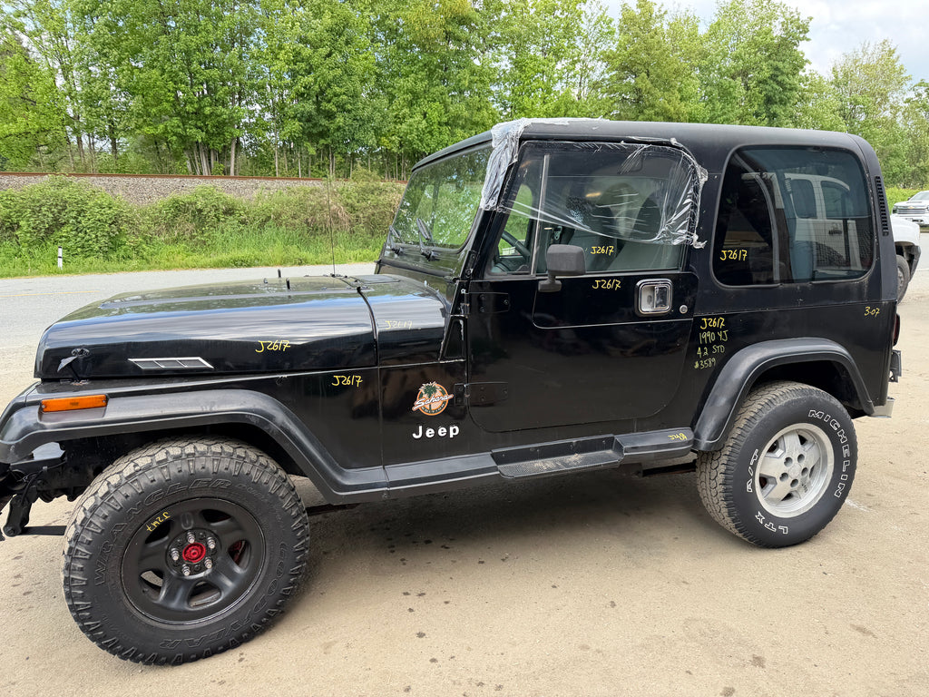1990 Jeep Wrangler YJ Laredo 4.2 – J2617