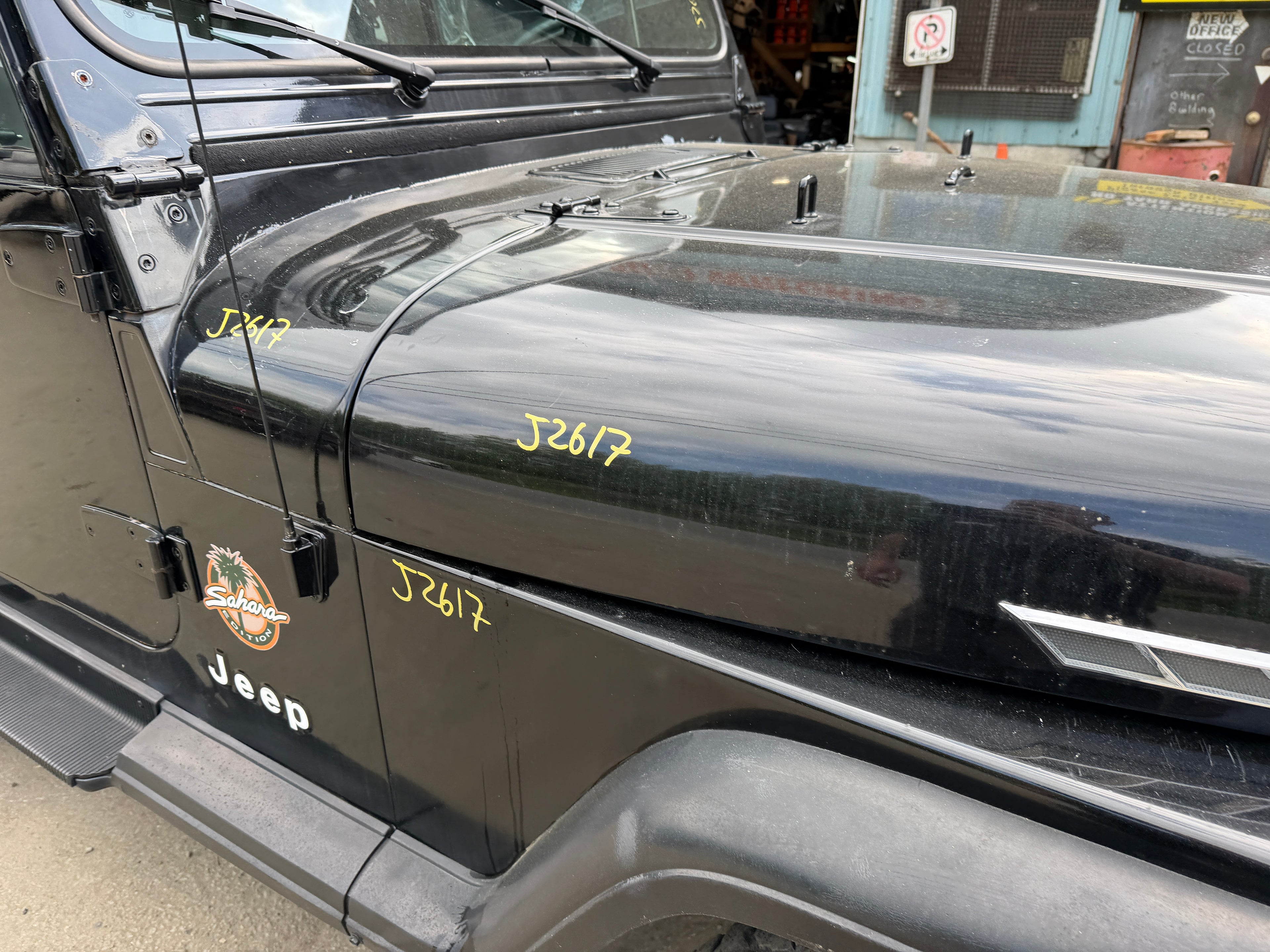 1990 Jeep Wrangler YJ Laredo 4.2 – J2617