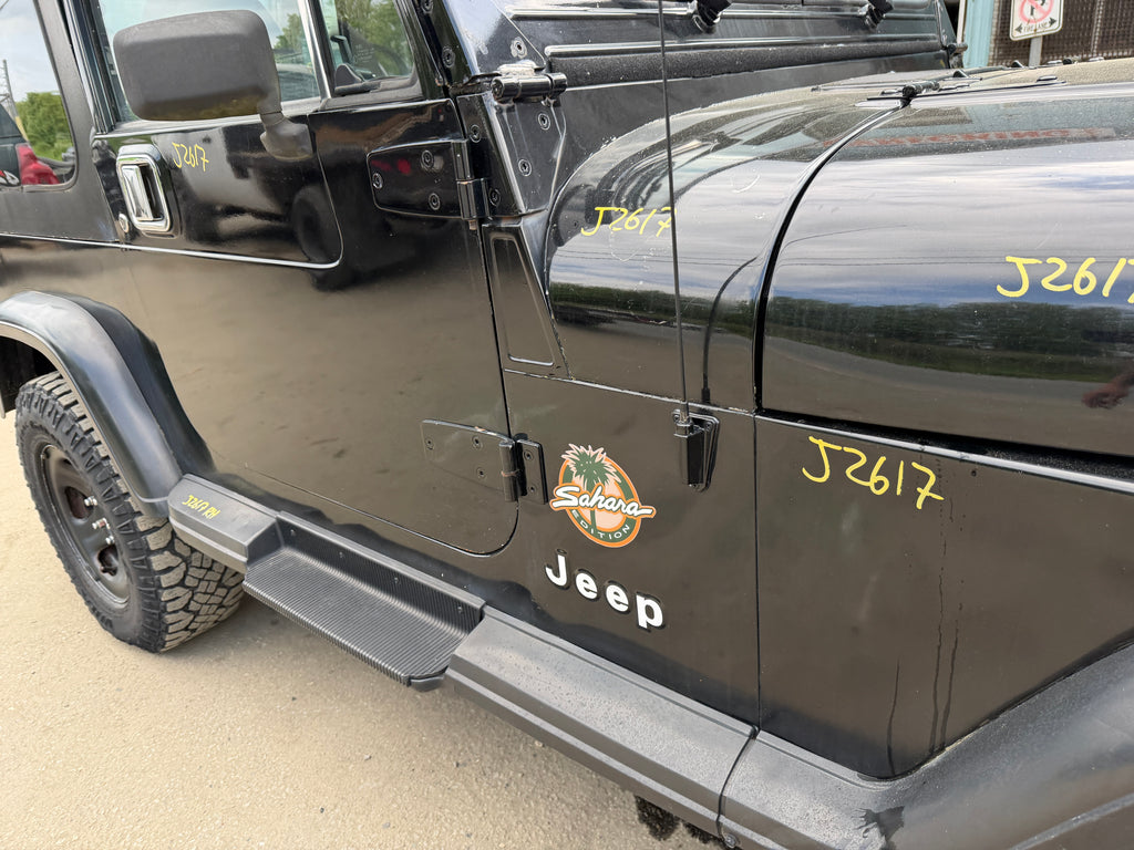 1990 Jeep Wrangler YJ Laredo 4.2 – J2617