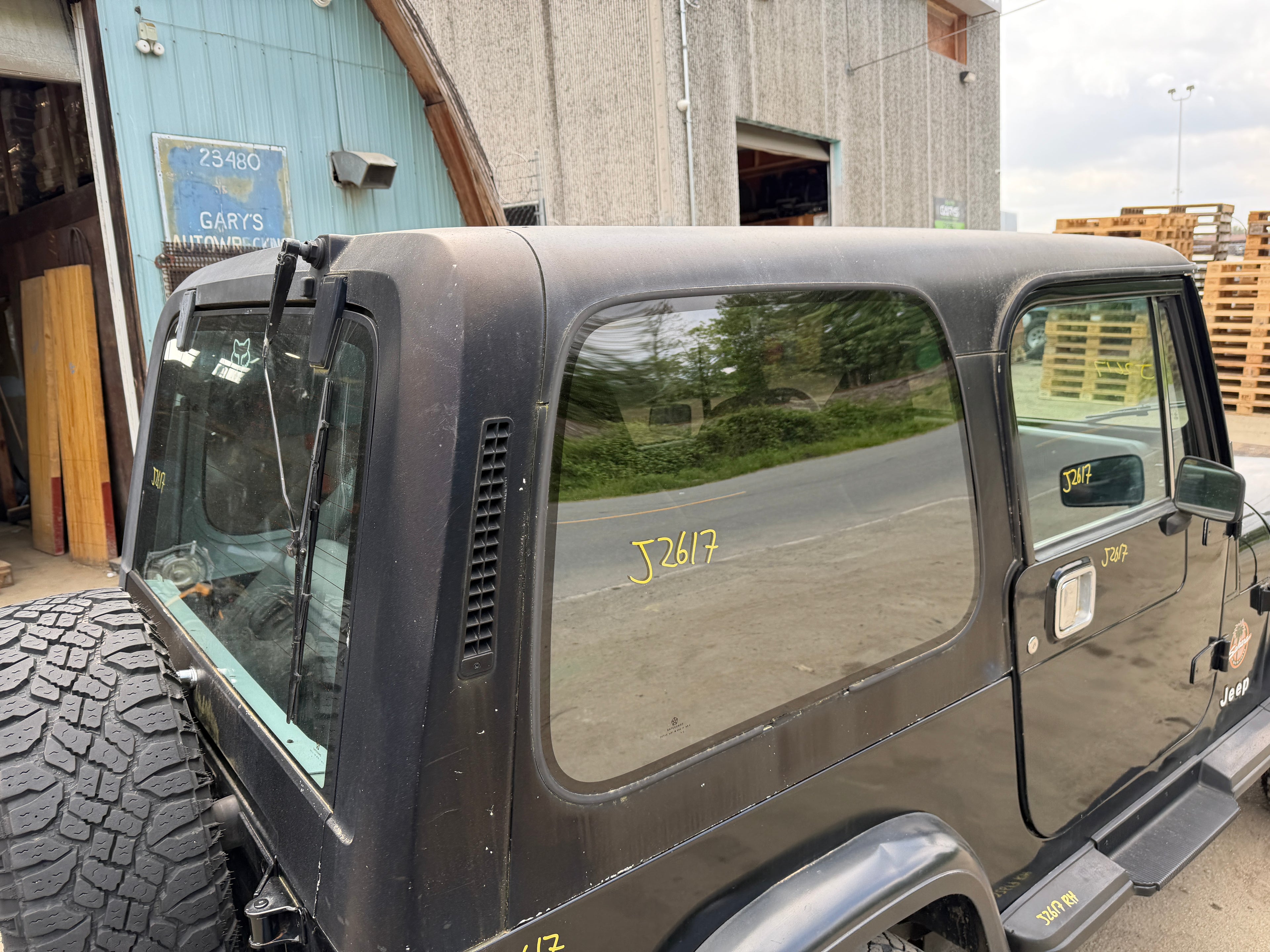 1990 Jeep Wrangler YJ Laredo 4.2 – J2617