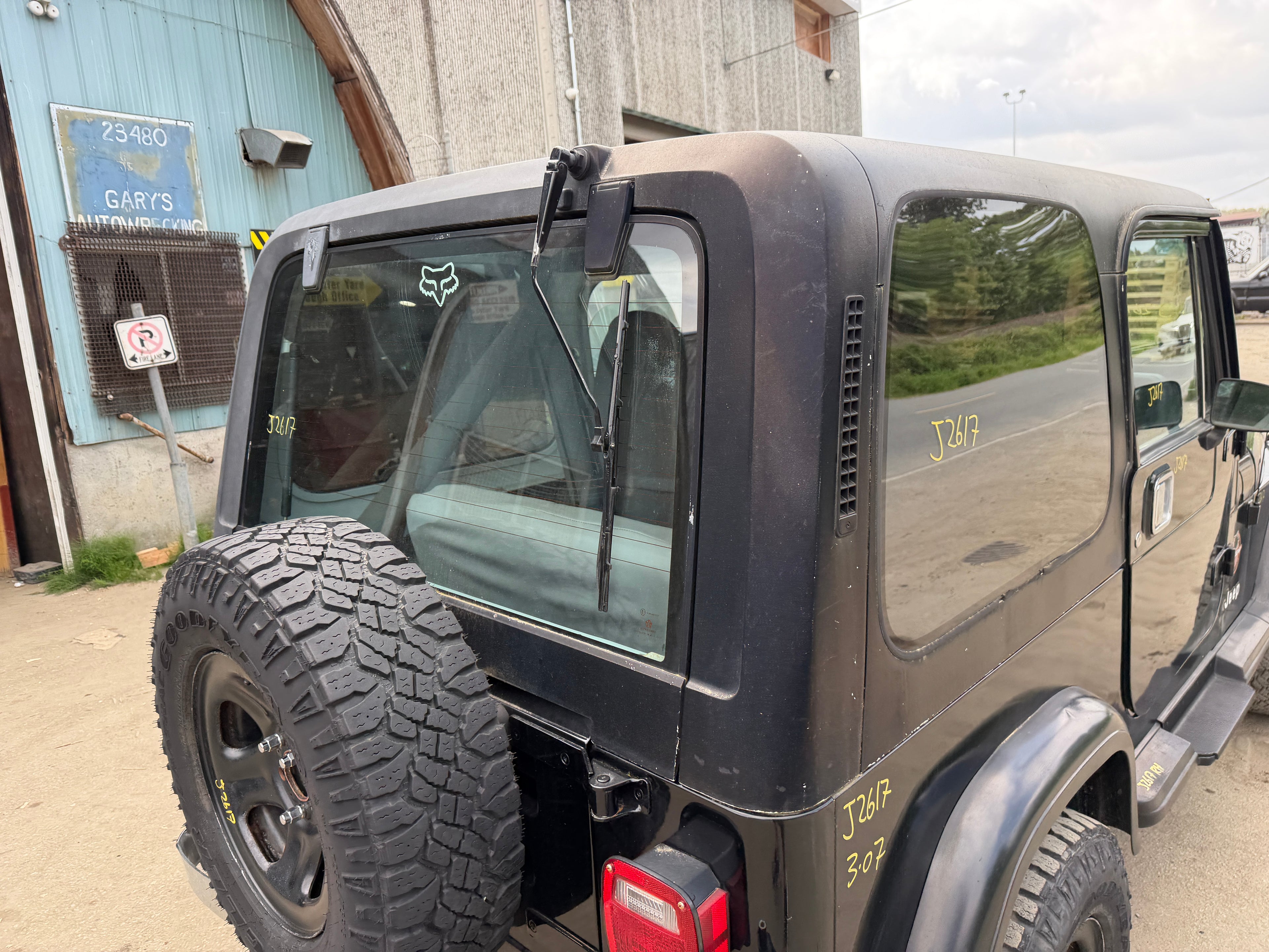 1990 Jeep Wrangler YJ Laredo 4.2 – J2617