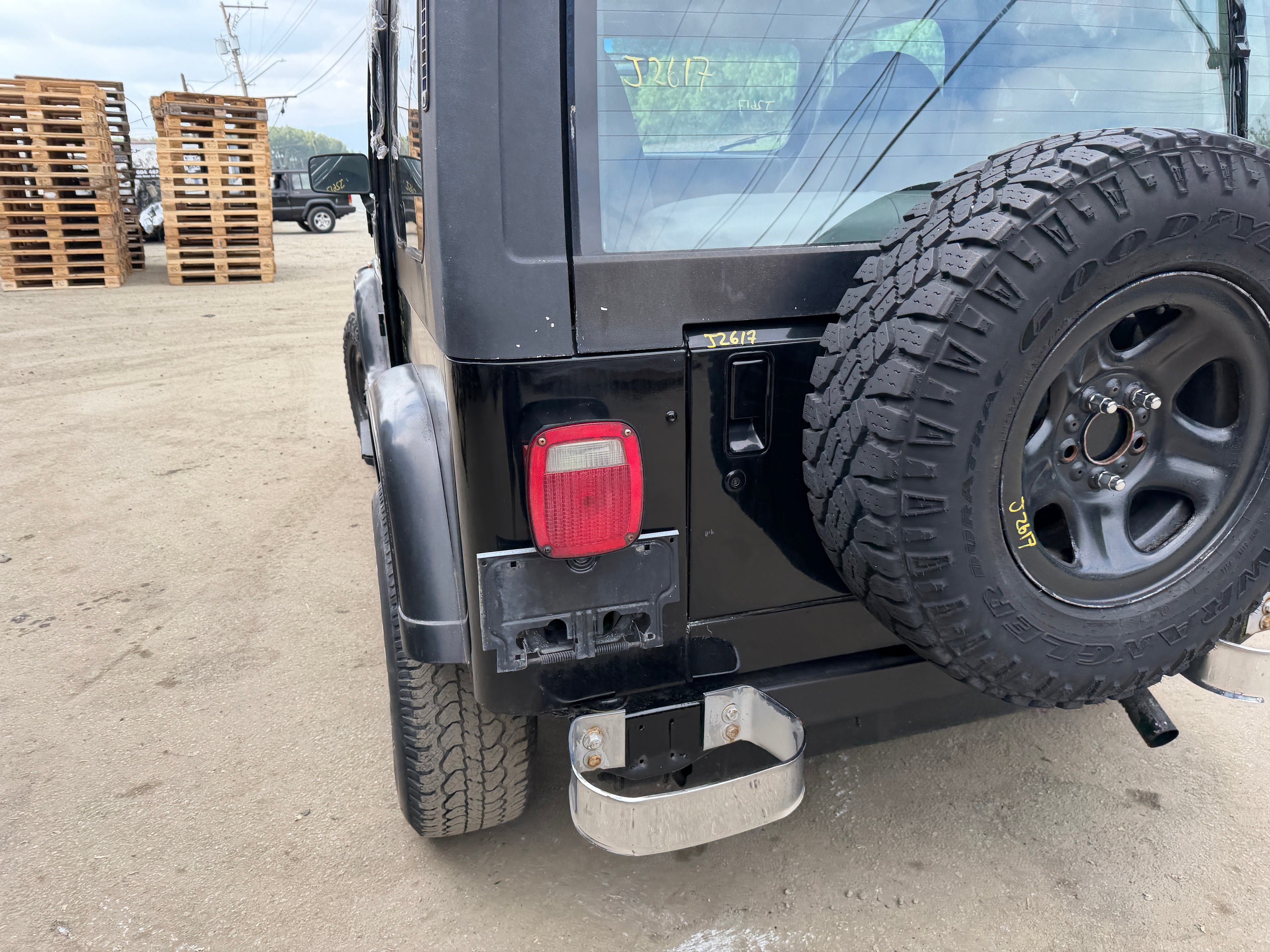 1990 Jeep Wrangler YJ Laredo 4.2 – J2617