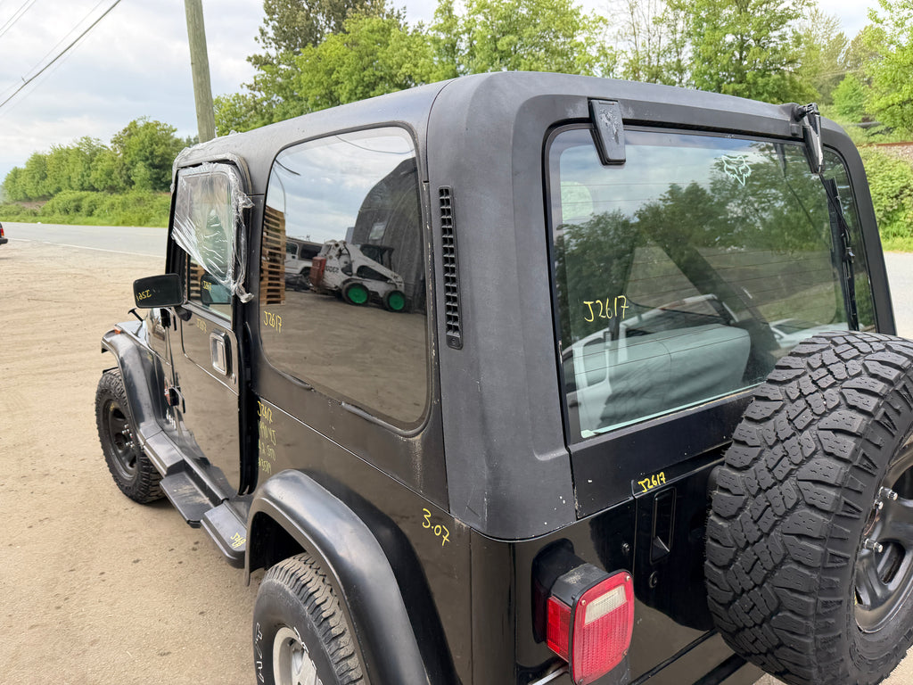 1990 Jeep Wrangler YJ Laredo 4.2 – J2617