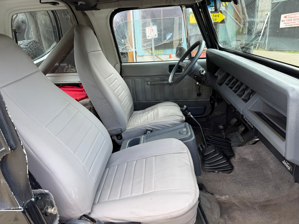 1990 Jeep Wrangler YJ Laredo 4.2 – J2617
