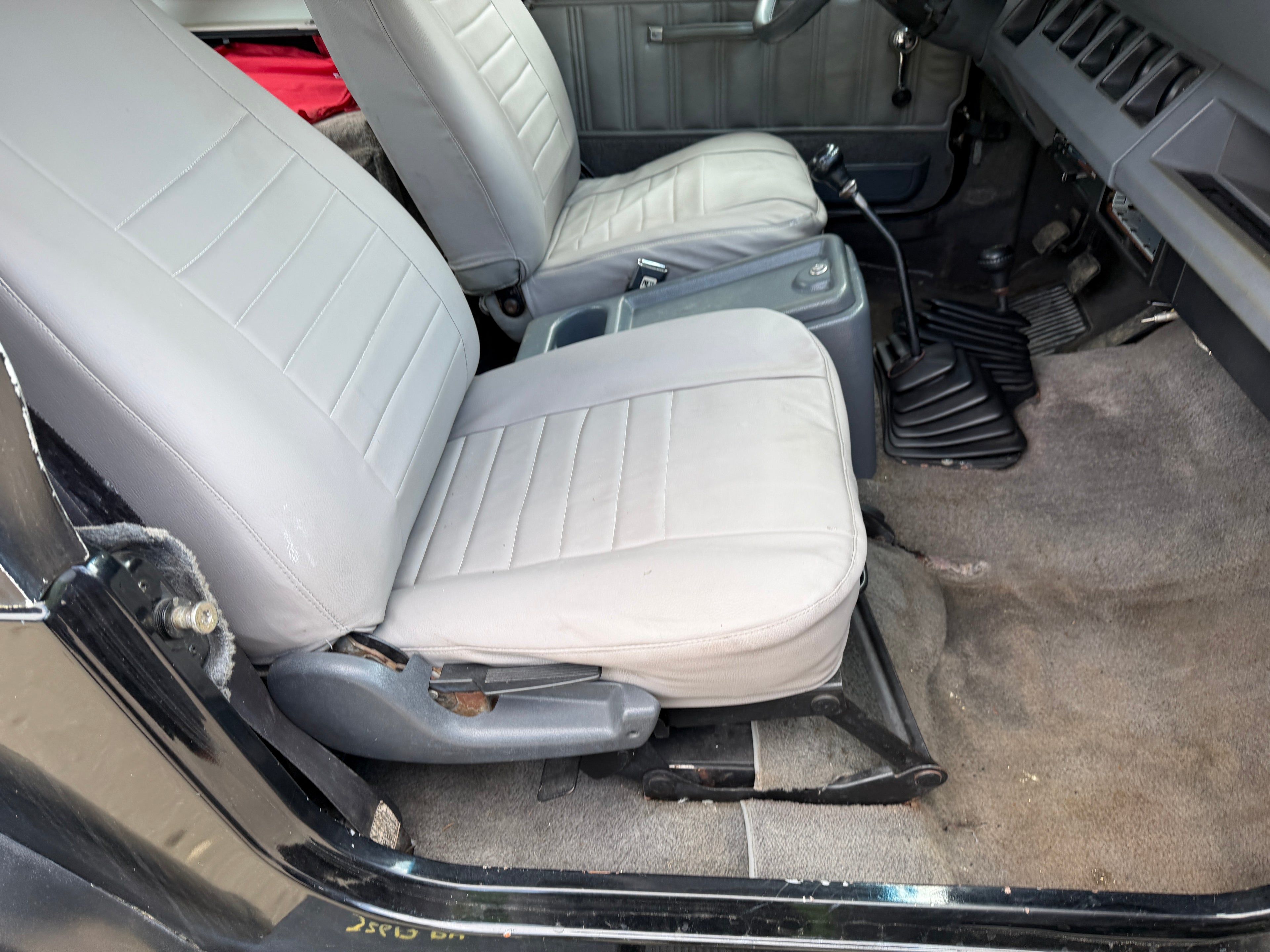 1990 Jeep Wrangler YJ Laredo 4.2 – J2617