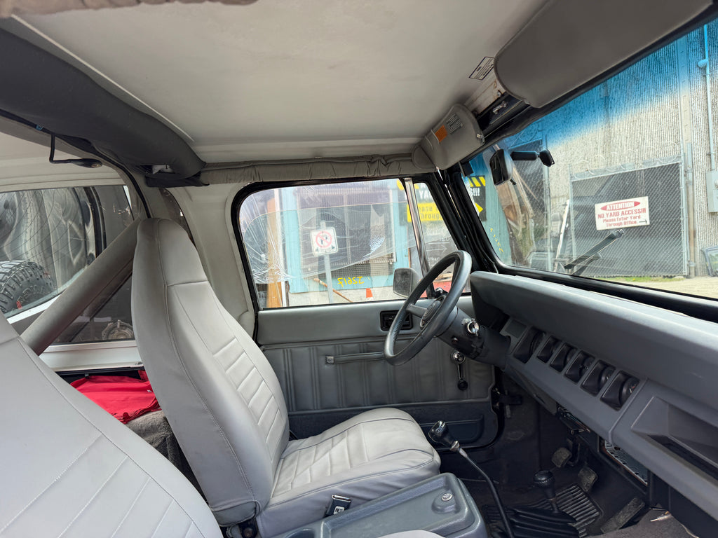 1990 Jeep Wrangler YJ Laredo 4.2 – J2617
