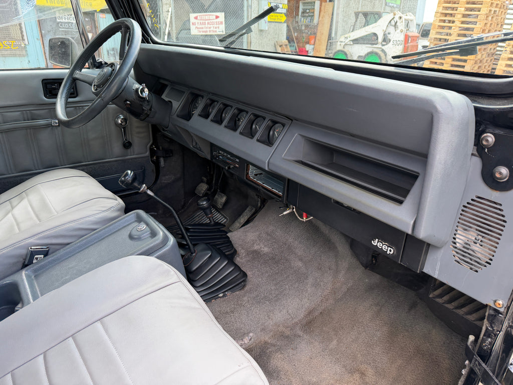 1990 Jeep Wrangler YJ Laredo 4.2 – J2617