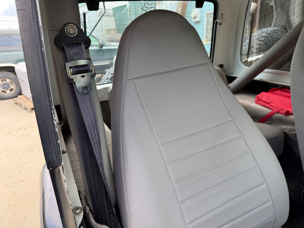 1990 Jeep Wrangler YJ Laredo 4.2 – J2617
