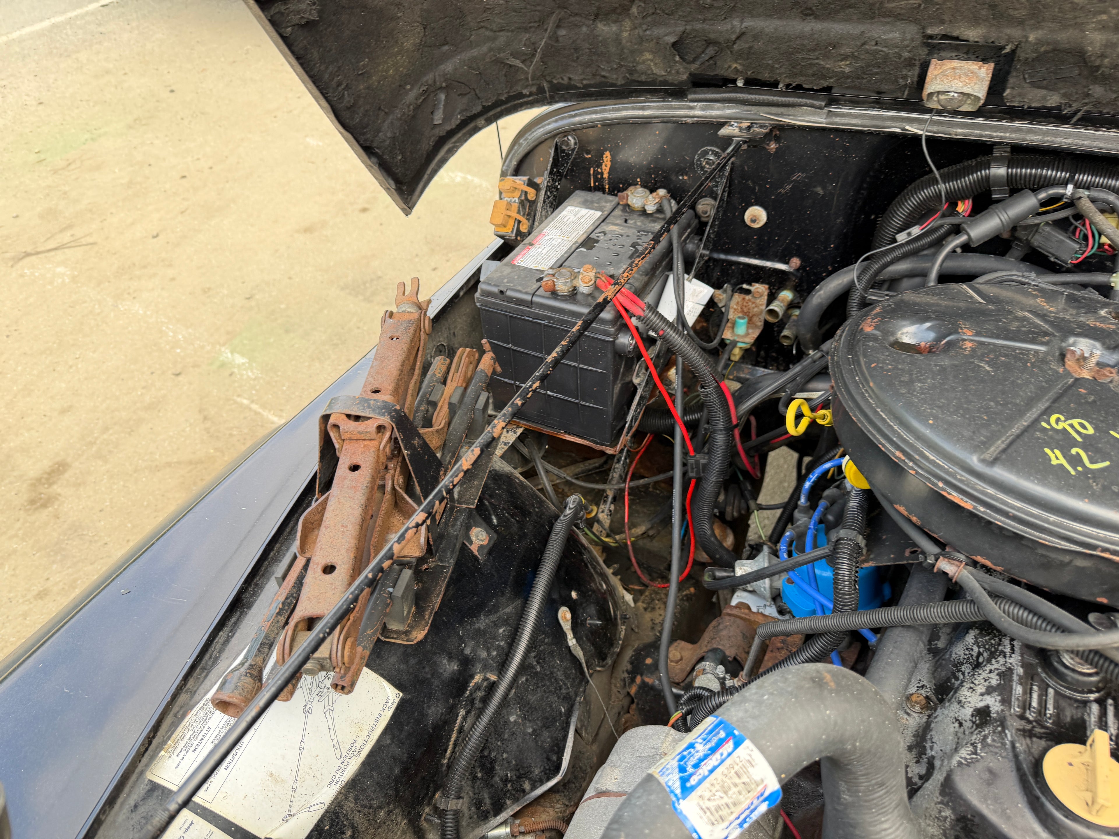 1990 Jeep Wrangler YJ Laredo 4.2 – J2617