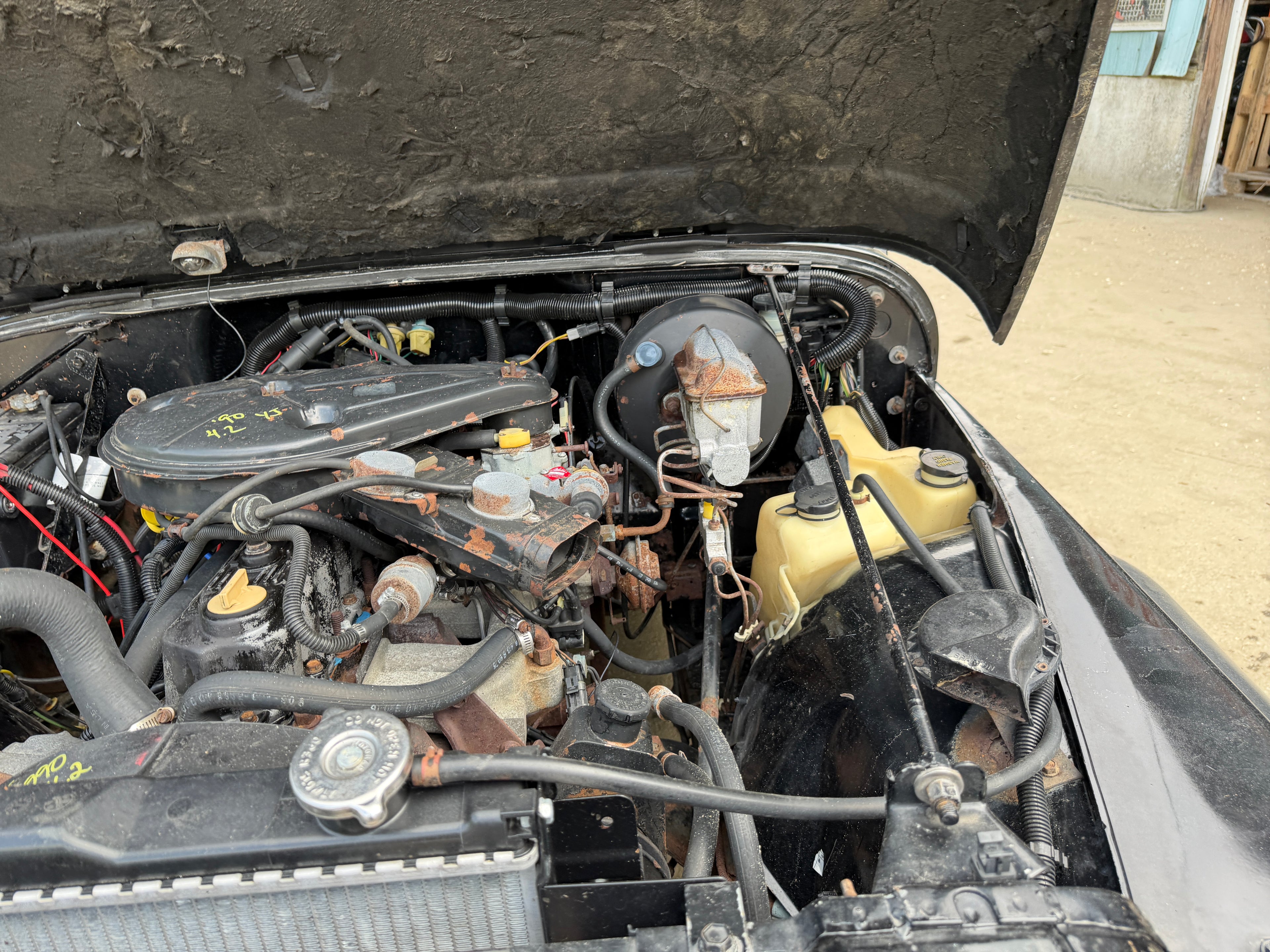 1990 Jeep Wrangler YJ Laredo 4.2 – J2617
