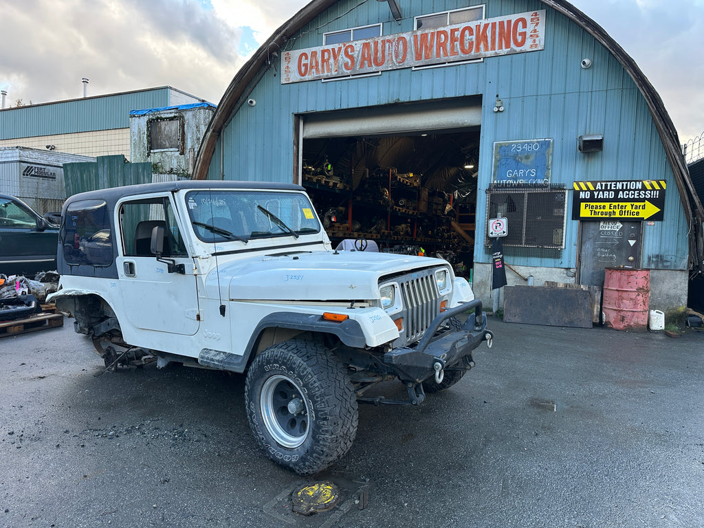 1995 Jeep Wrangler YJ Rio Grande 2.5 – J2551