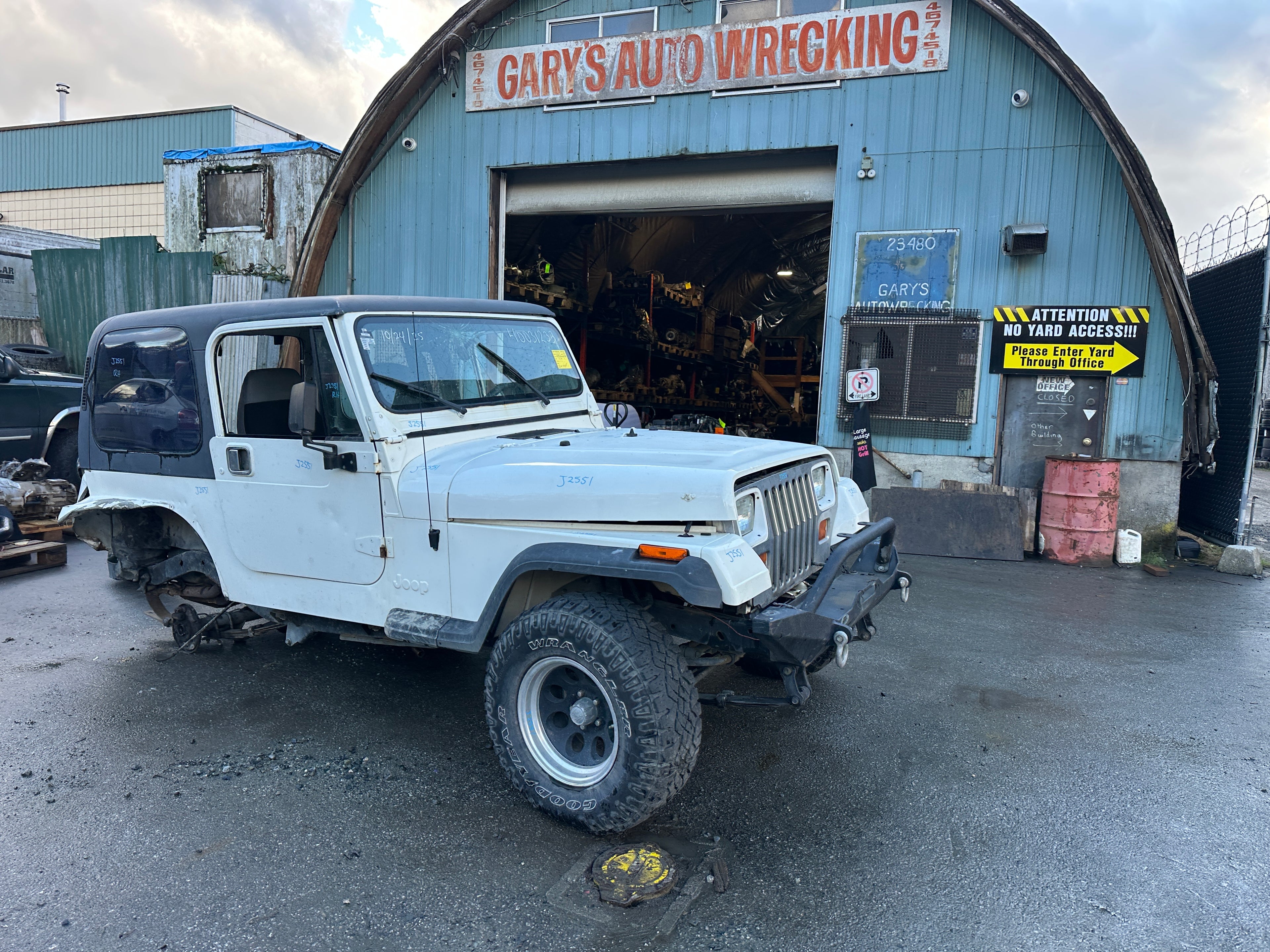 1995 Jeep Wrangler YJ Rio Grande 2.5 – J2551