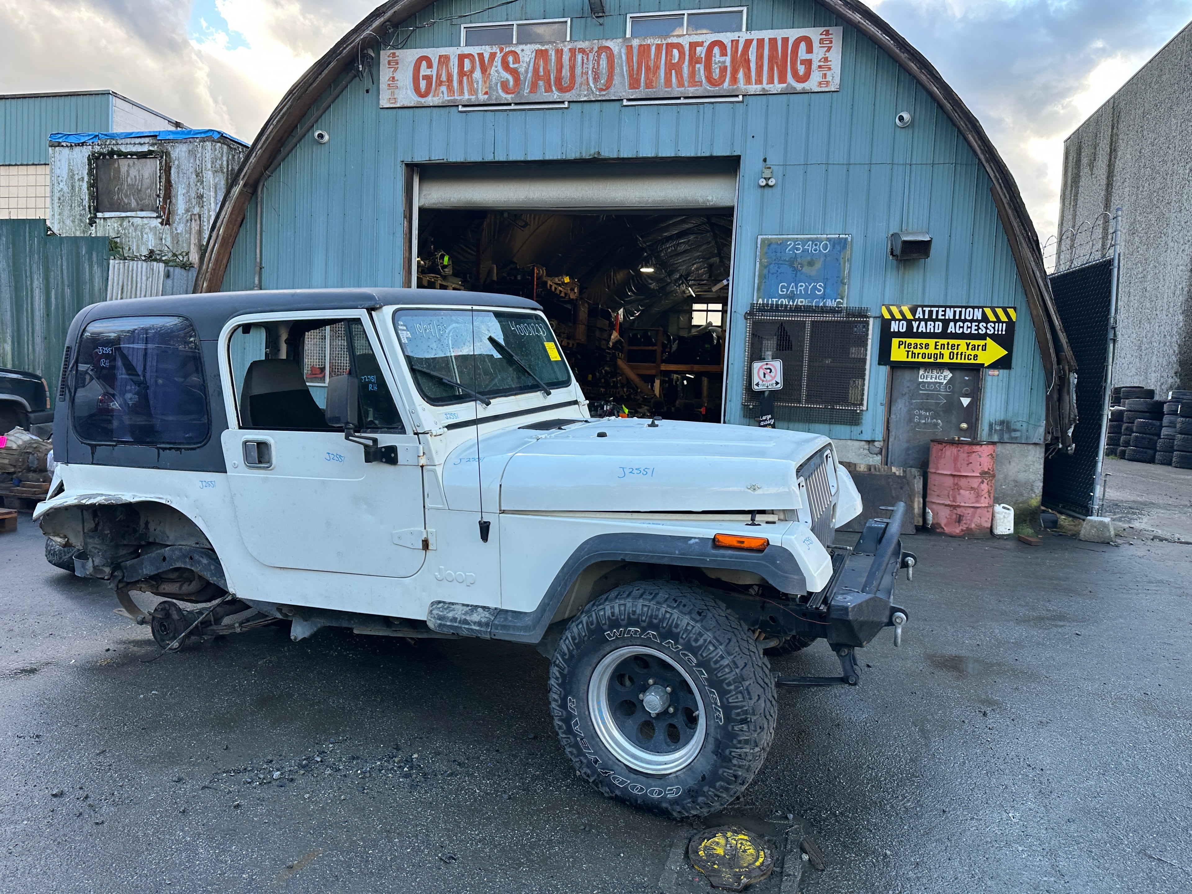 1995 Jeep Wrangler YJ Rio Grande 2.5 – J2551