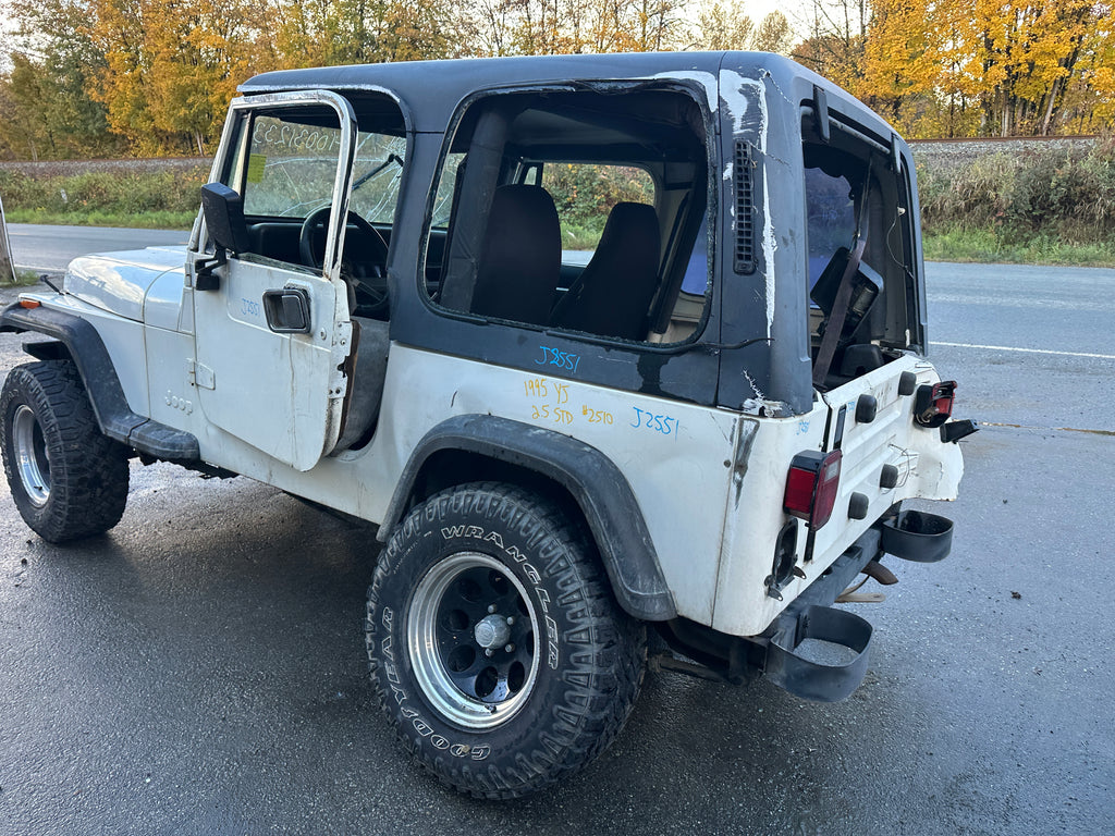 1995 Jeep Wrangler YJ Rio Grande 2.5 – J2551