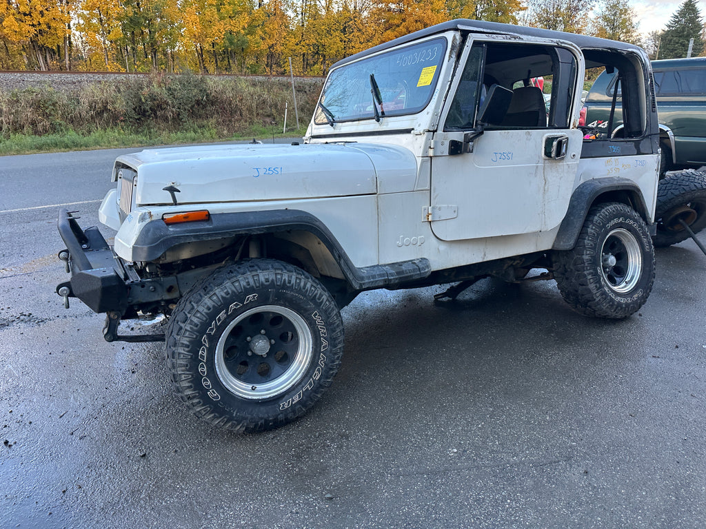 1995 Jeep Wrangler YJ Rio Grande 2.5 – J2551