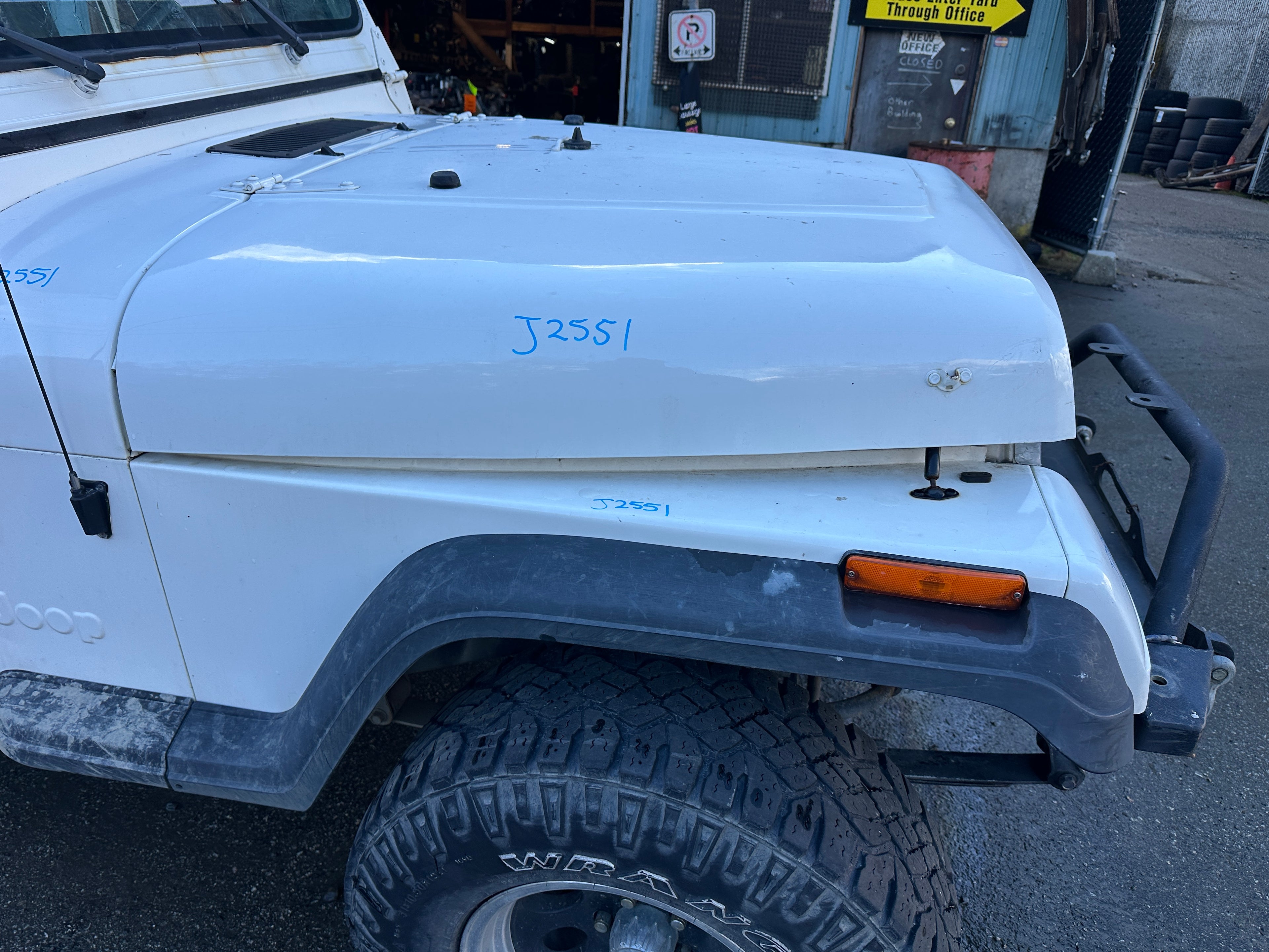 1995 Jeep Wrangler YJ Rio Grande 2.5 – J2551