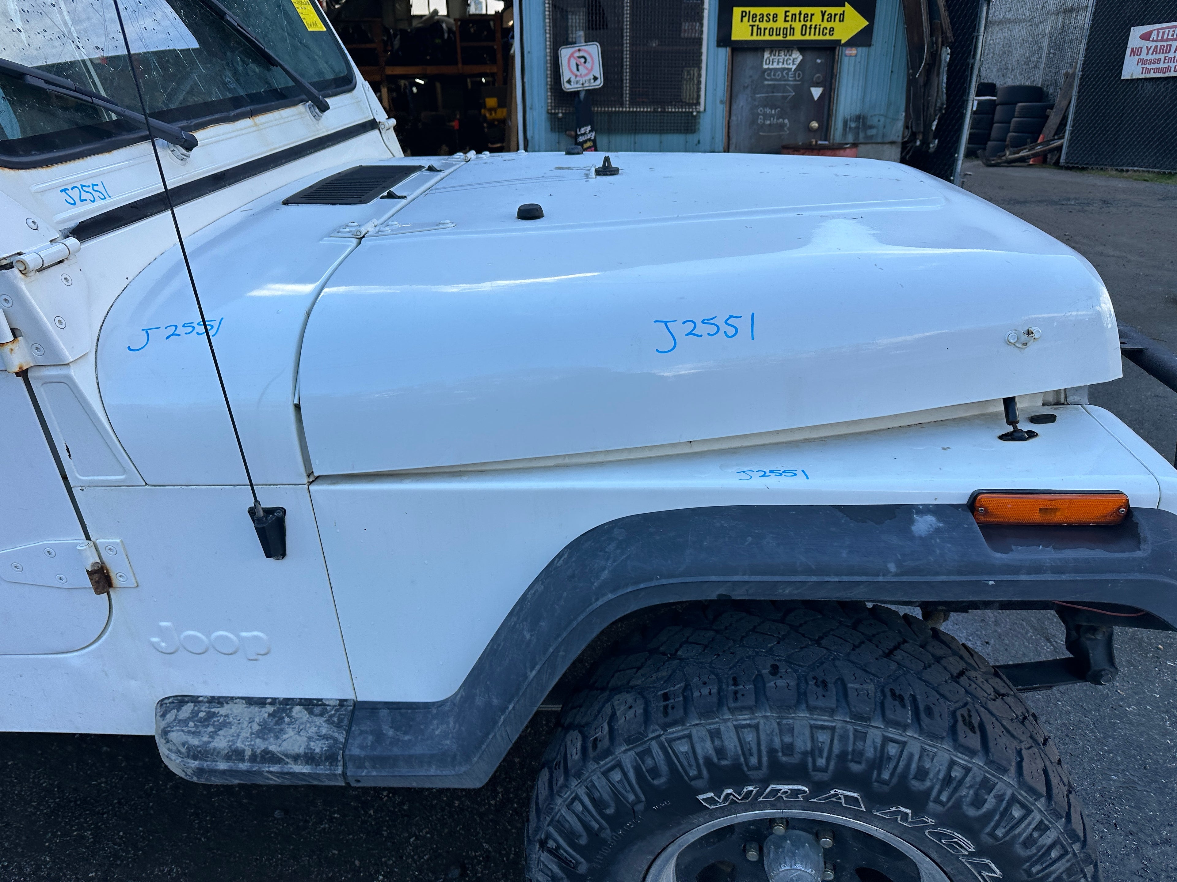 1995 Jeep Wrangler YJ Rio Grande 2.5 – J2551