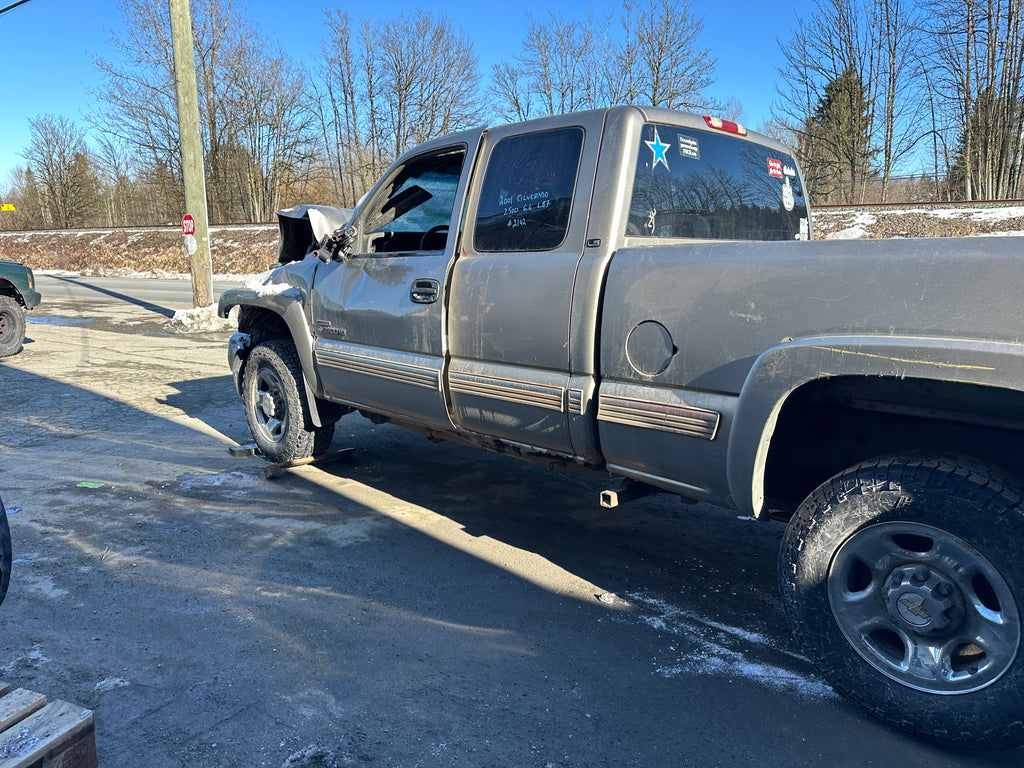 2001 Chevrolet Silverado 2500HD 6.6L LB7 Duramax – C2507