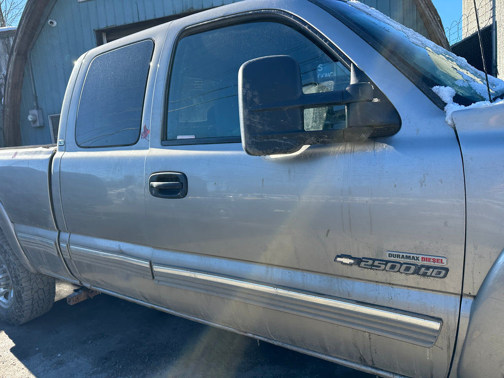 2001 Chevrolet Silverado 2500HD 6.6L LB7 Duramax – C2507