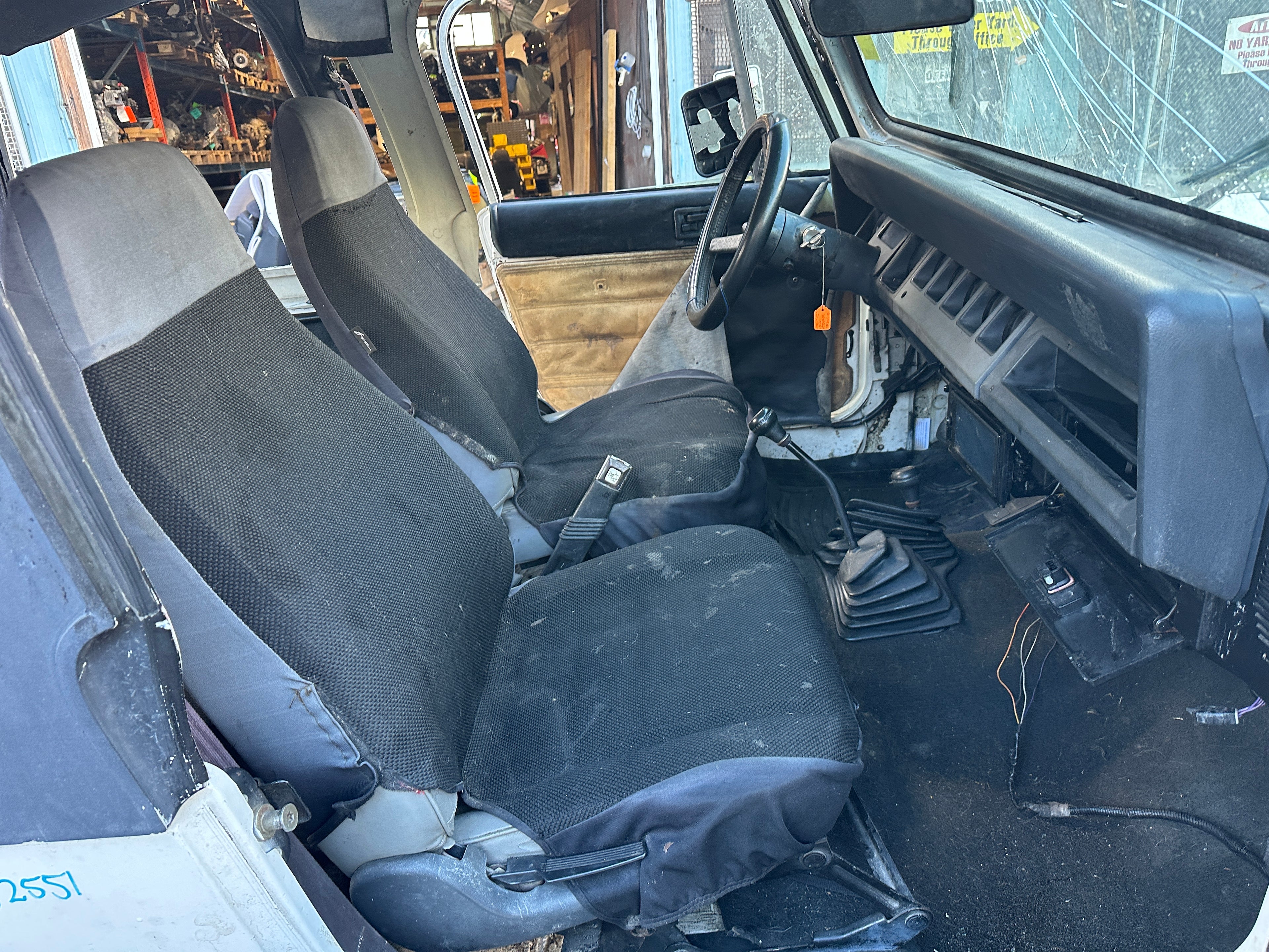 1995 Jeep Wrangler YJ Rio Grande 2.5 – J2551
