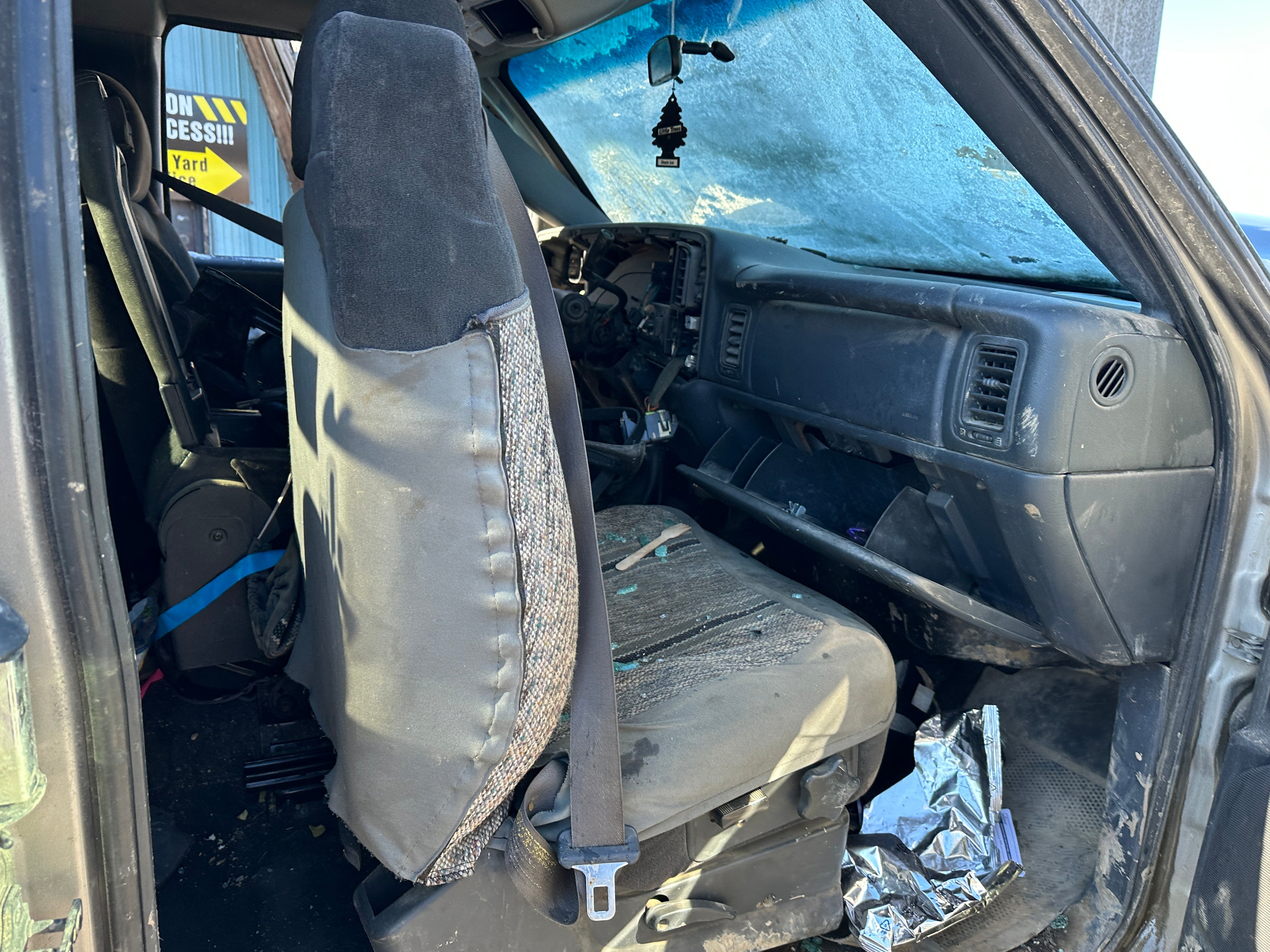 2001 Chevrolet Silverado 2500HD 6.6L LB7 Duramax – C2507