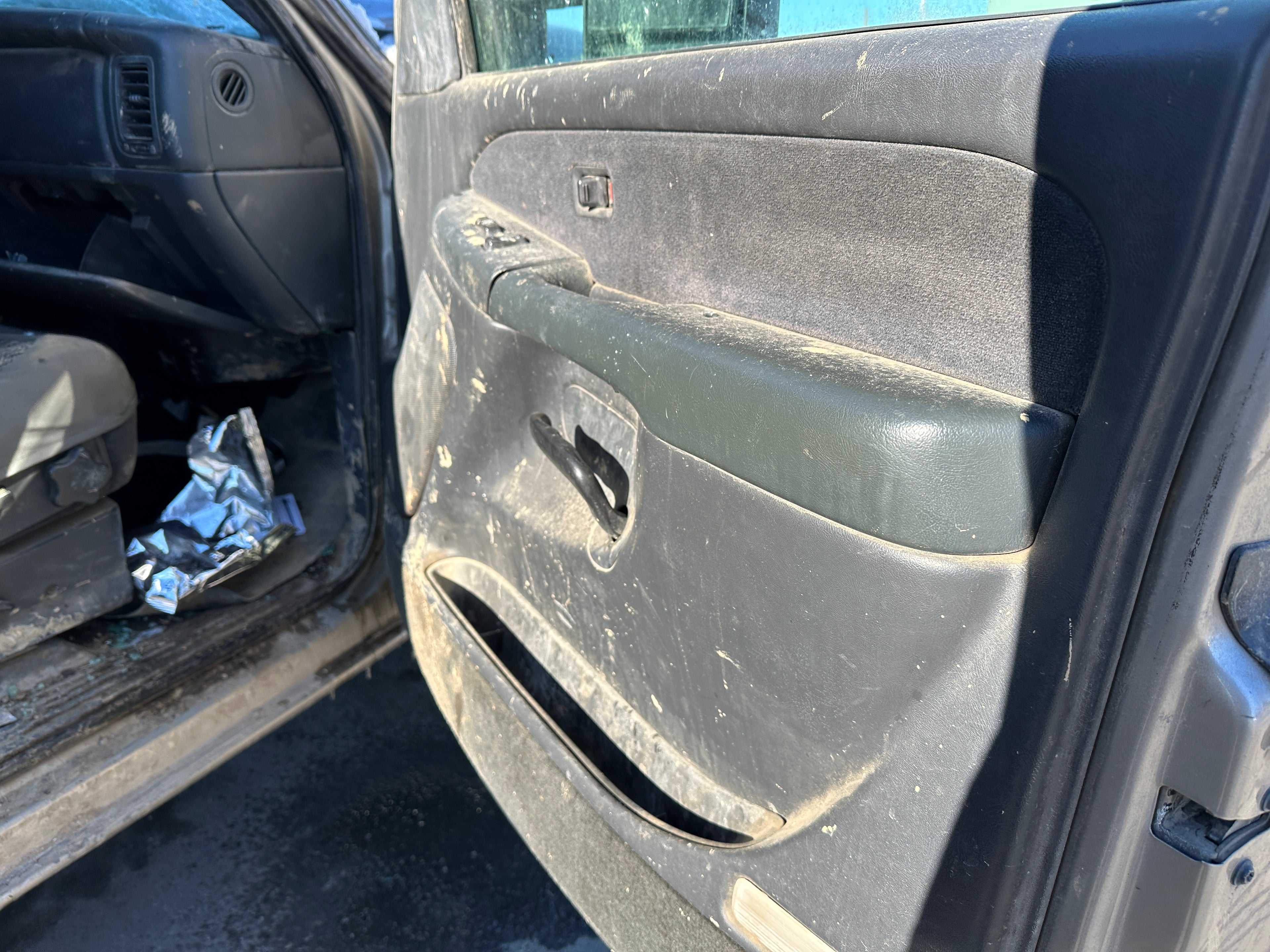 2001 Chevrolet Silverado 2500HD 6.6L LB7 Duramax – C2507