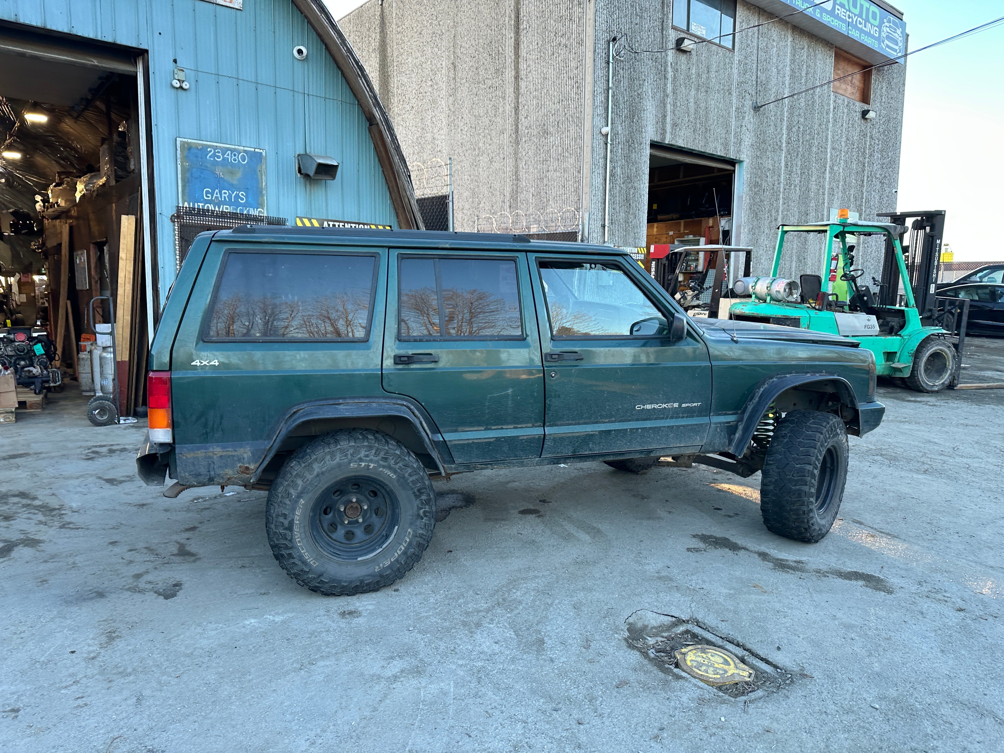 1999 Jeep Cherokee XJ 4.0 – J2506