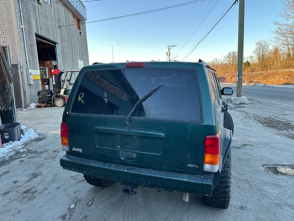 1999 Jeep Cherokee XJ 4.0 – J2506