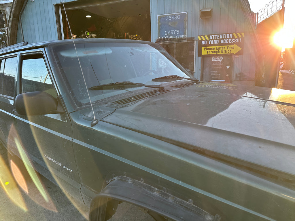 1999 Jeep Cherokee XJ 4.0 – J2506